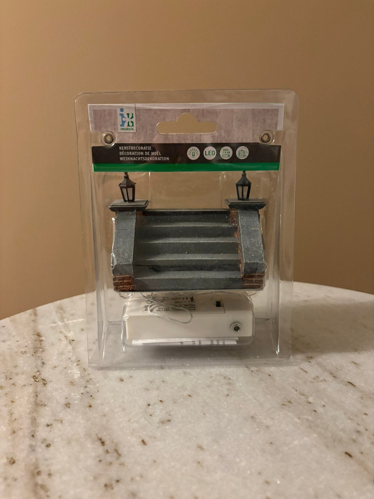 Kerstdecoratie trap met LED – perfect voor kerstdorp, Diversen, Ophalen of Verzenden, Nieuw