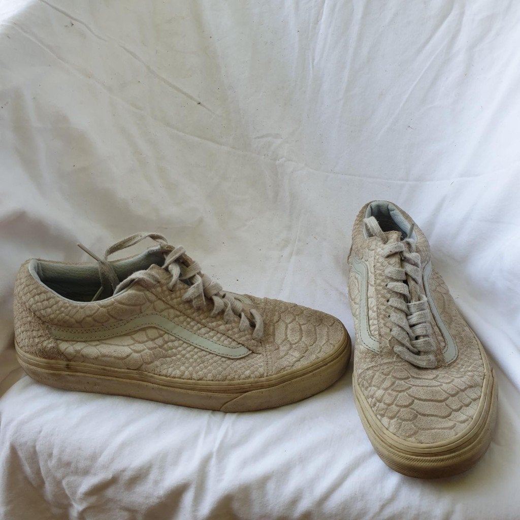 Stoere witte leren sneakers, schubben mt 38.5 merk Fans, ., Wit, Ophalen of Verzenden, .