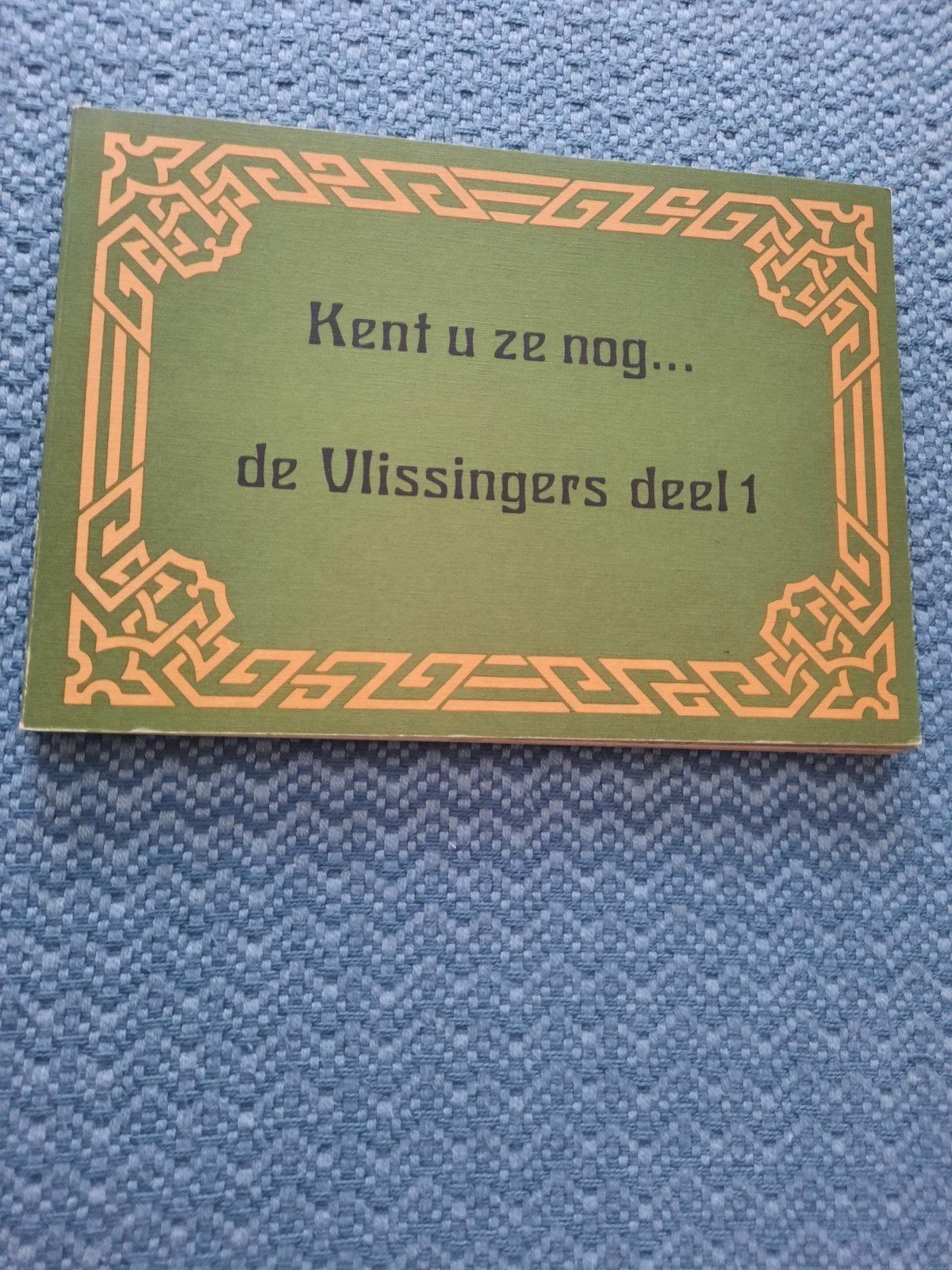 Boekje 'Kent u ze nog... de Vlissingers deel 1' - 76 foto's, Ophalen of Verzenden, Zo goed als nieuw