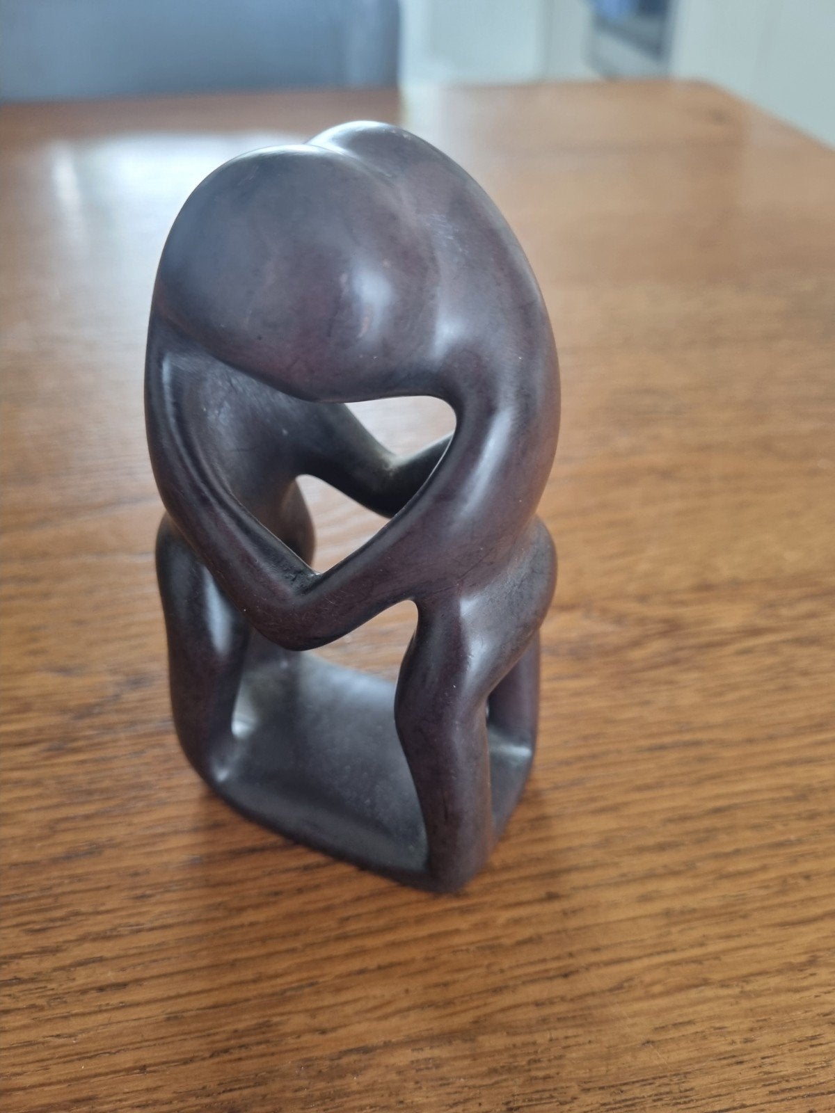 Abstract houten sculptuur van twee figuren, Minder dan 20 cm, Ophalen of Verzenden, Handgemaakt, Beeld