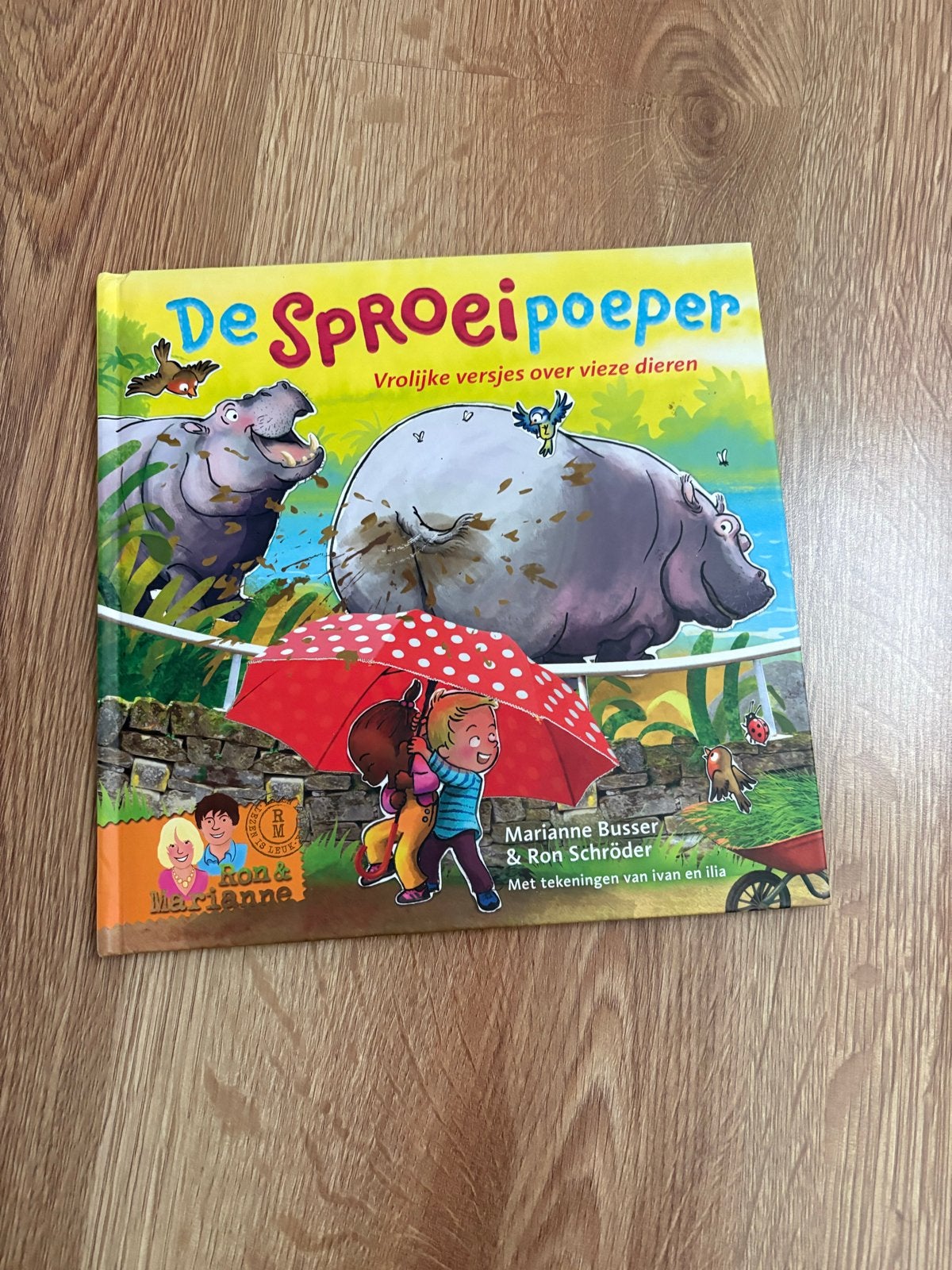 De Sproeipoeper - Vrolijke versjes over vieze dieren, Ophalen, Zo goed als nieuw, Sprookjes