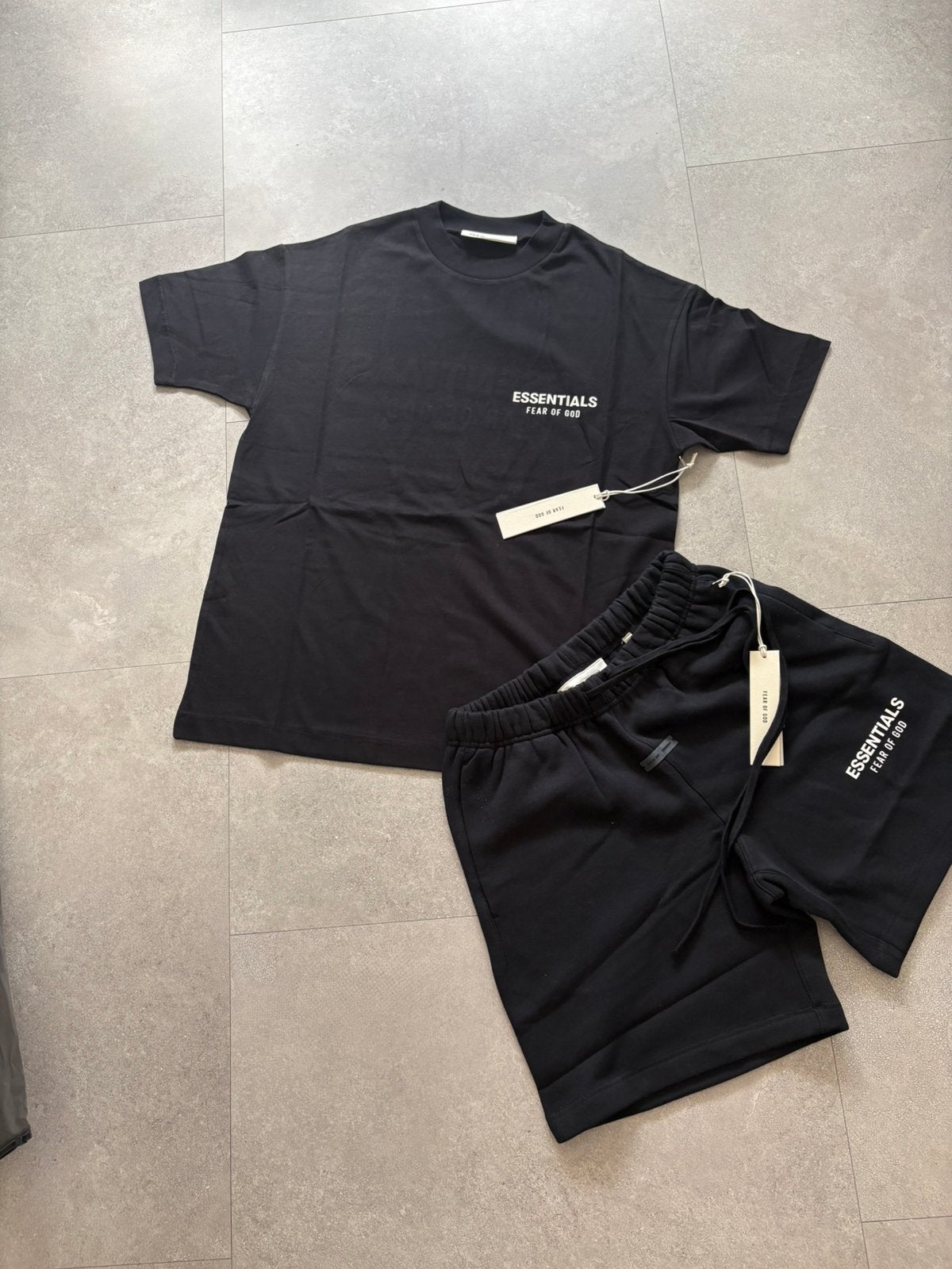Essentials Fear of God Zwarte Set – T-shirt + Short, Ophalen of Verzenden, Nieuw