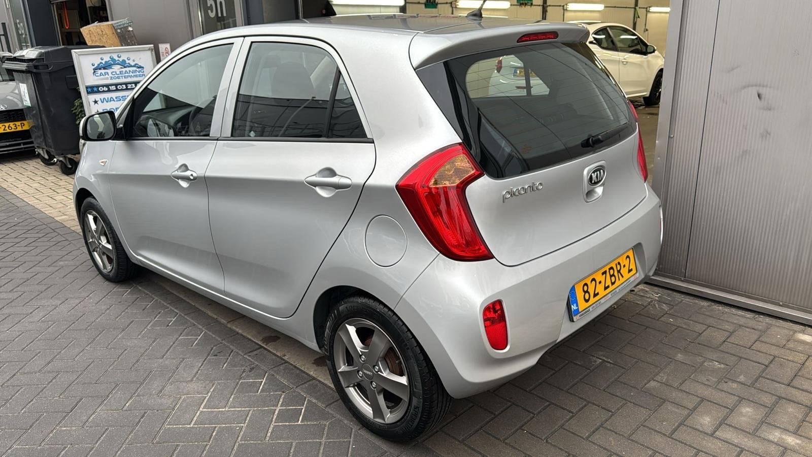 Kia Picanto 1.0 Cvvt 5-DRS 2012 Grijs nette auto!, Voorwielaandrijving, Stof, Zwart, 400 kg