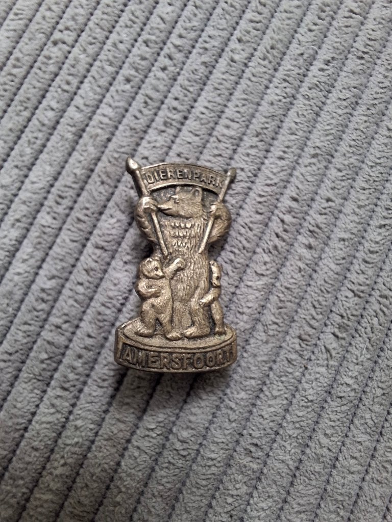 Broche dierenpark Amersfoort, Verzamelen, Speldjes, Pins en Buttons, Verzenden, Overige onderwerpen