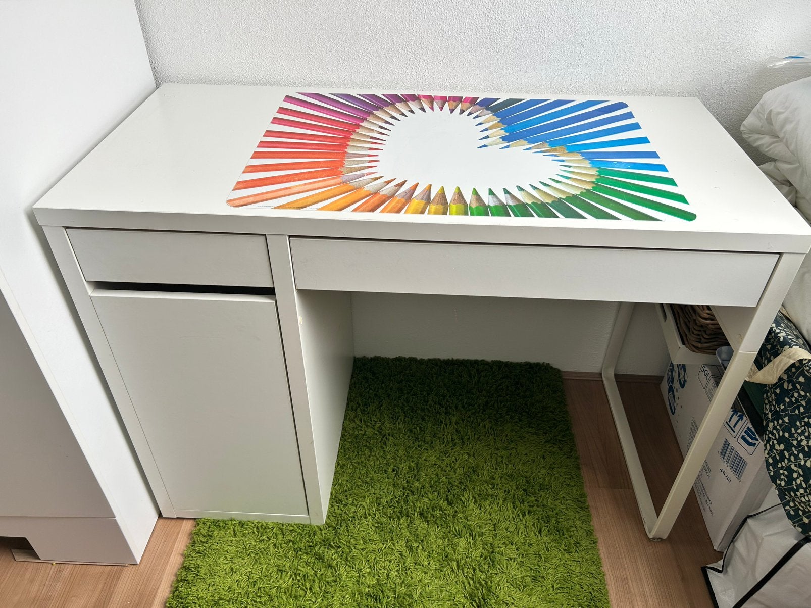 Ikea Micke bureau wit, Ophalen, Zo goed als nieuw
