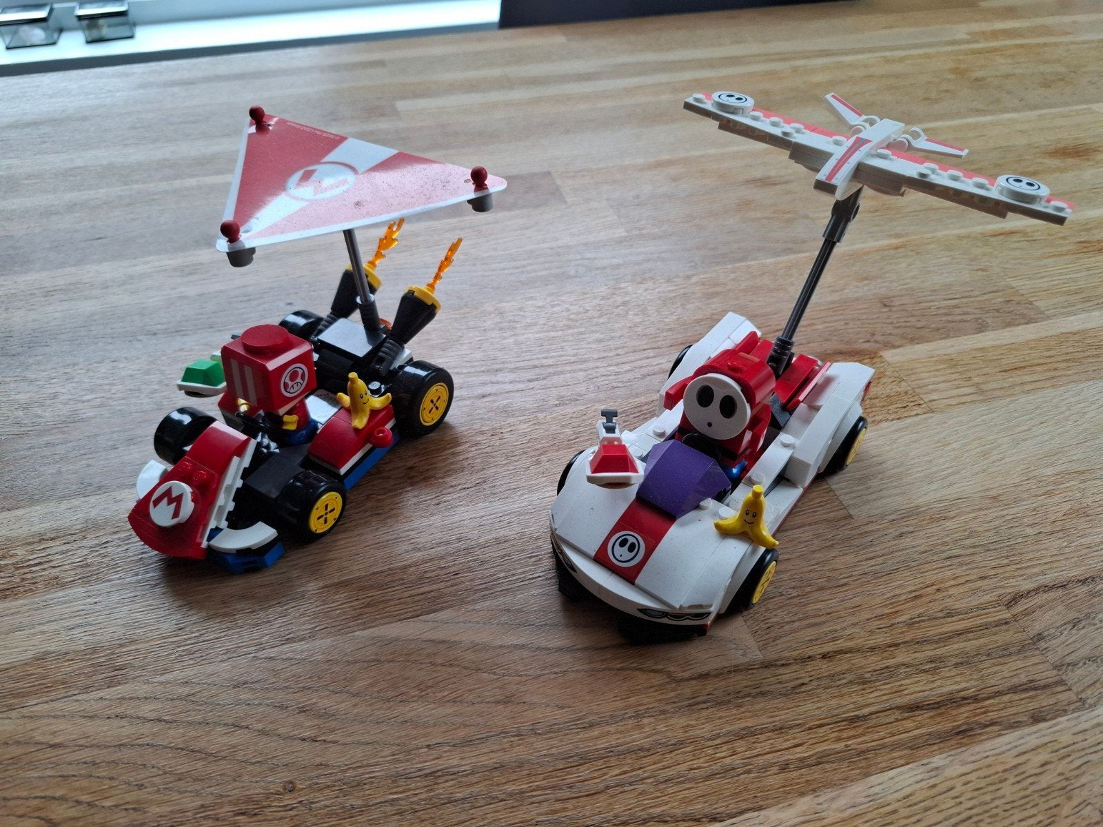 LEGO Super Mario Karts (2 stuks) - Mario en Shy Guy, Ophalen, Zo goed als nieuw, Overige merken