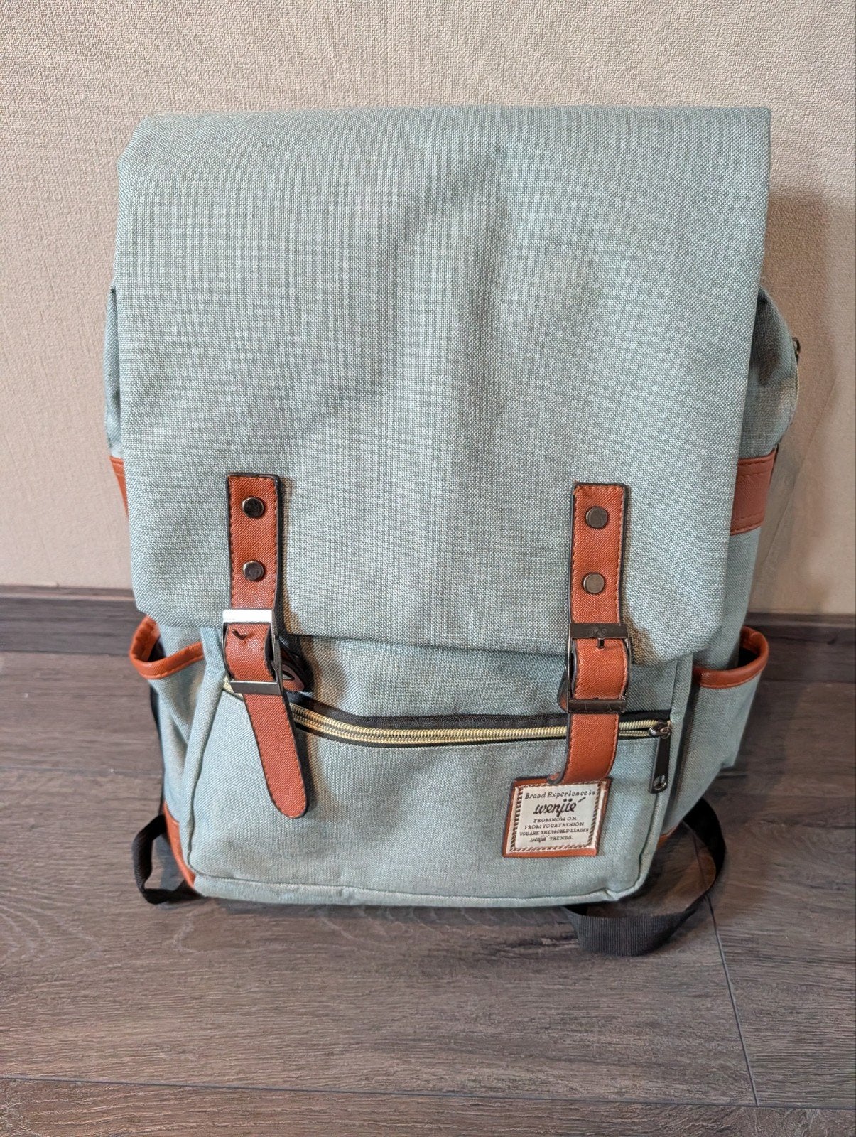 Stijlvolle rugzak met gespen - Lichtgroen/Bruin, Gebruikt, 25 tot 40 cm, Ophalen of Verzenden, Overige merken