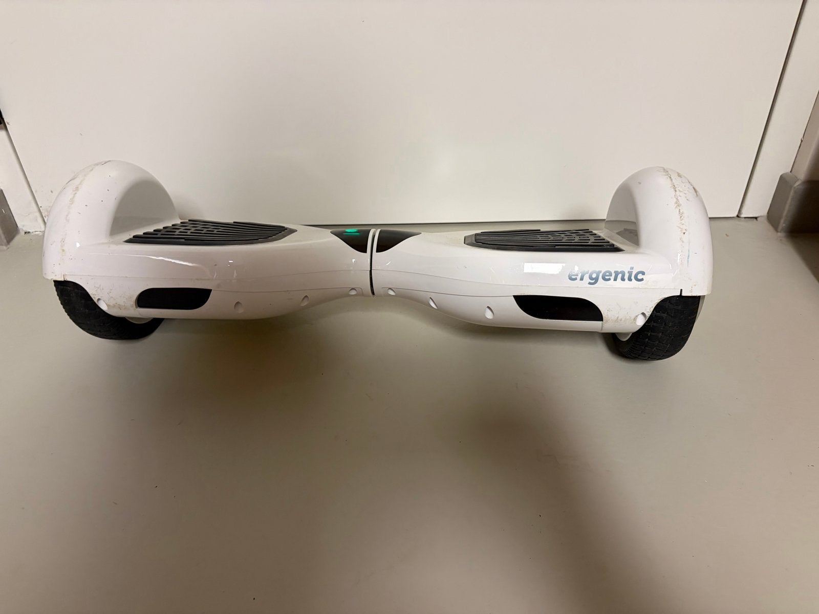 Ergenic Hoverboard - Wit, inclusief oplader, Zo goed als nieuw