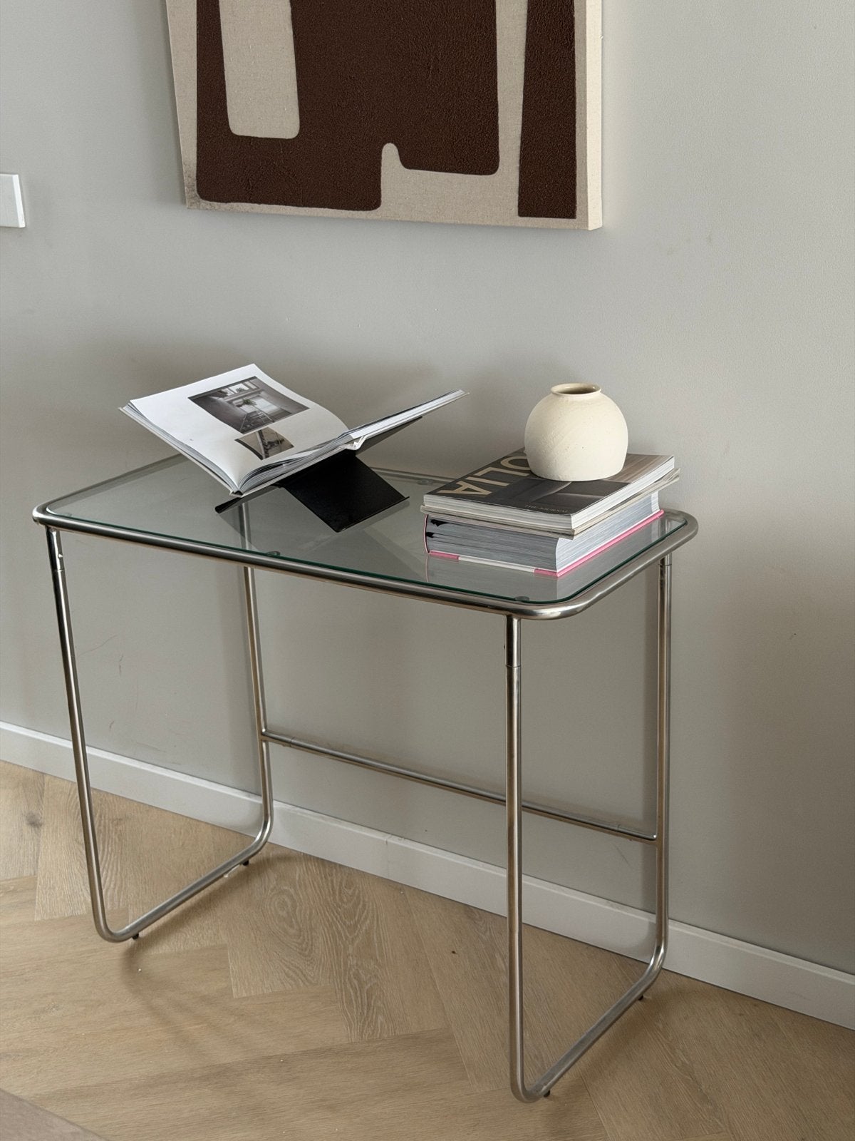 Staal wandtafeltje met glas, Huis en Inrichting, Tafels | Sidetables, Ophalen, Gebruikt, 50 tot 100 cm, Glas
