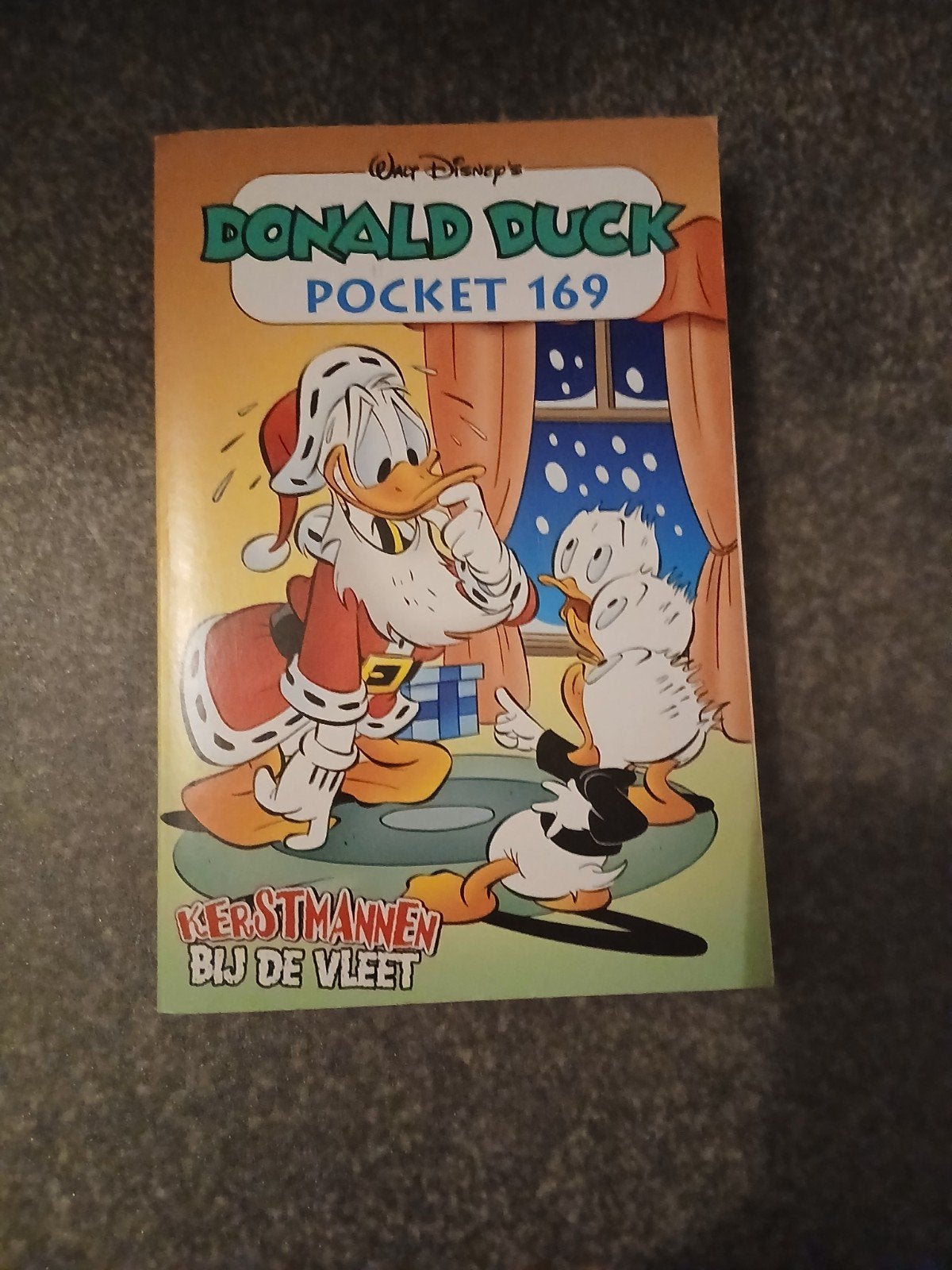 Donald Duck Pocket 169 - Kerstmannen bij de Vleet, Ophalen