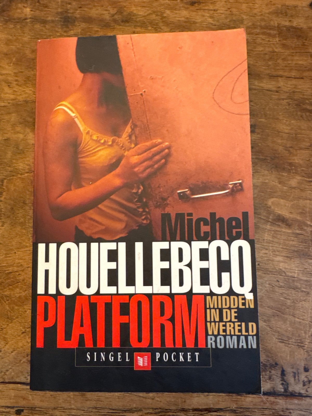Platform - Michel Houellebecq (Singel Pocket), Ophalen of Verzenden, Gelezen, Europa overig