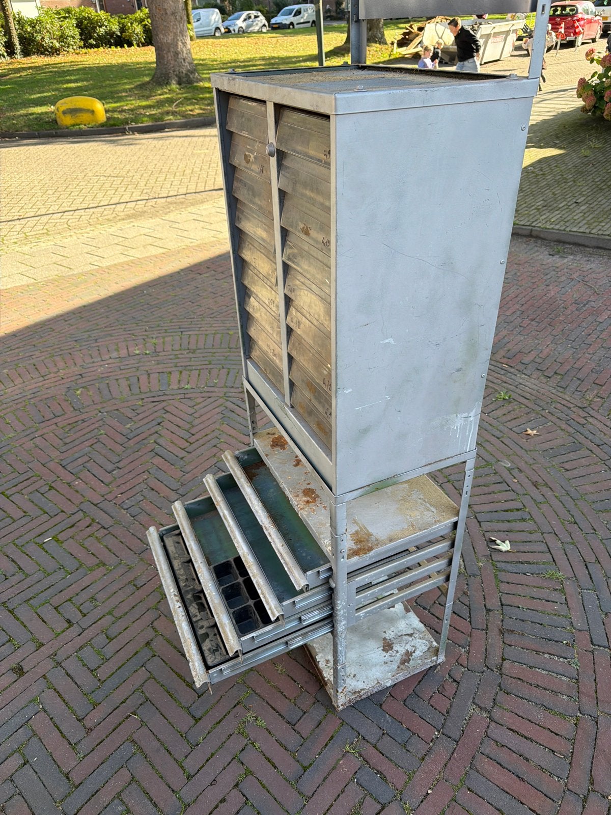 Vintage metalen onderdelenkast met lades, Ophalen, Gebruikt