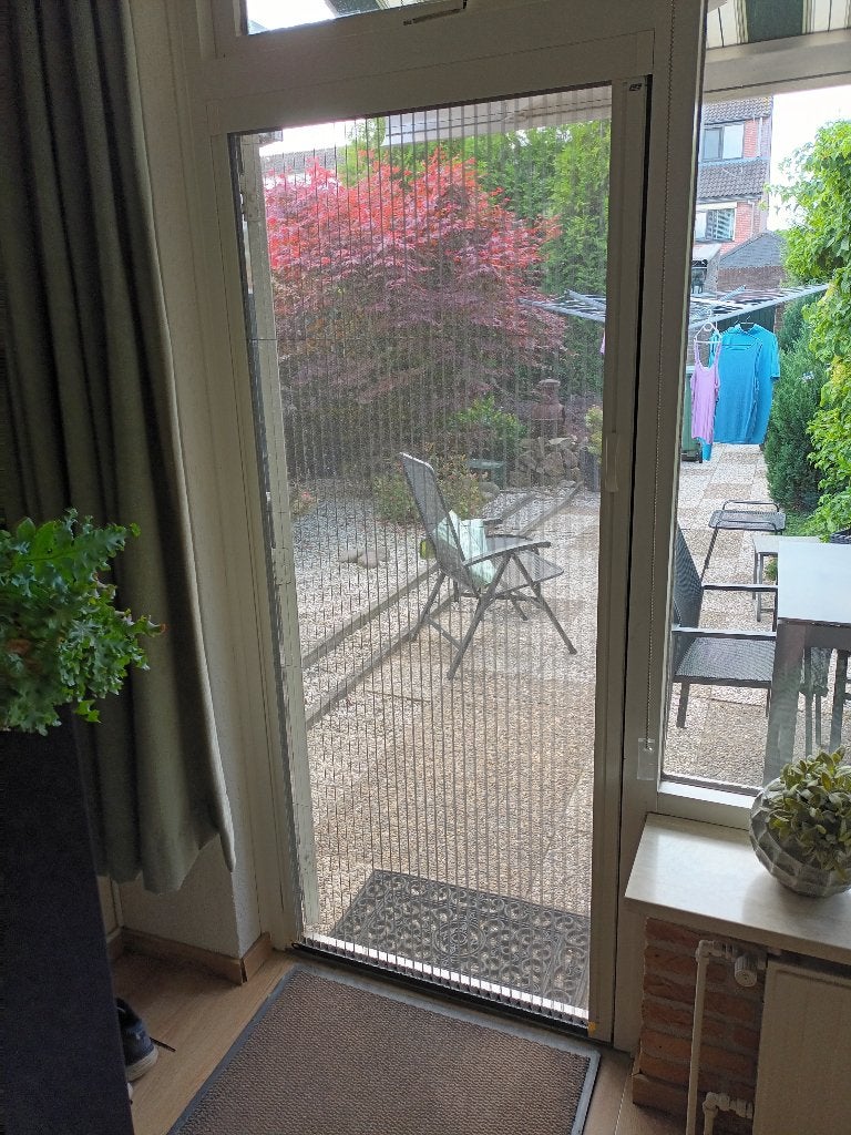 Luxaflex plisse hordeur, Doe-het-zelf en Verbouw, Deuren en Horren, Ophalen, Gebruikt, 80 tot 100 cm, Hordeur