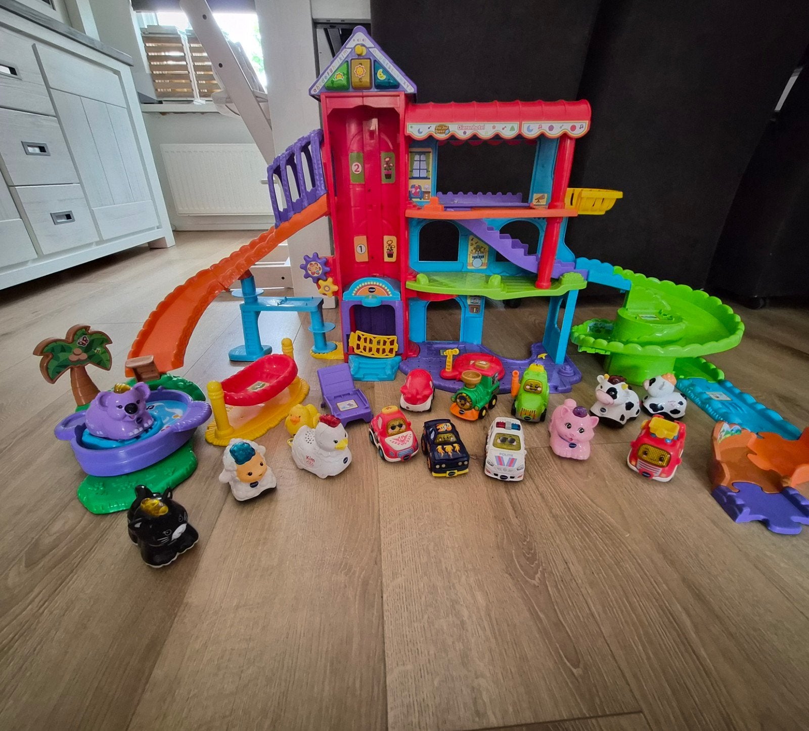 Vtech zoef zoef dieren en toet toet auto's, Kinderen en Baby's, Speelgoed | Poppen, Ophalen, Zo goed als nieuw, Overige typen