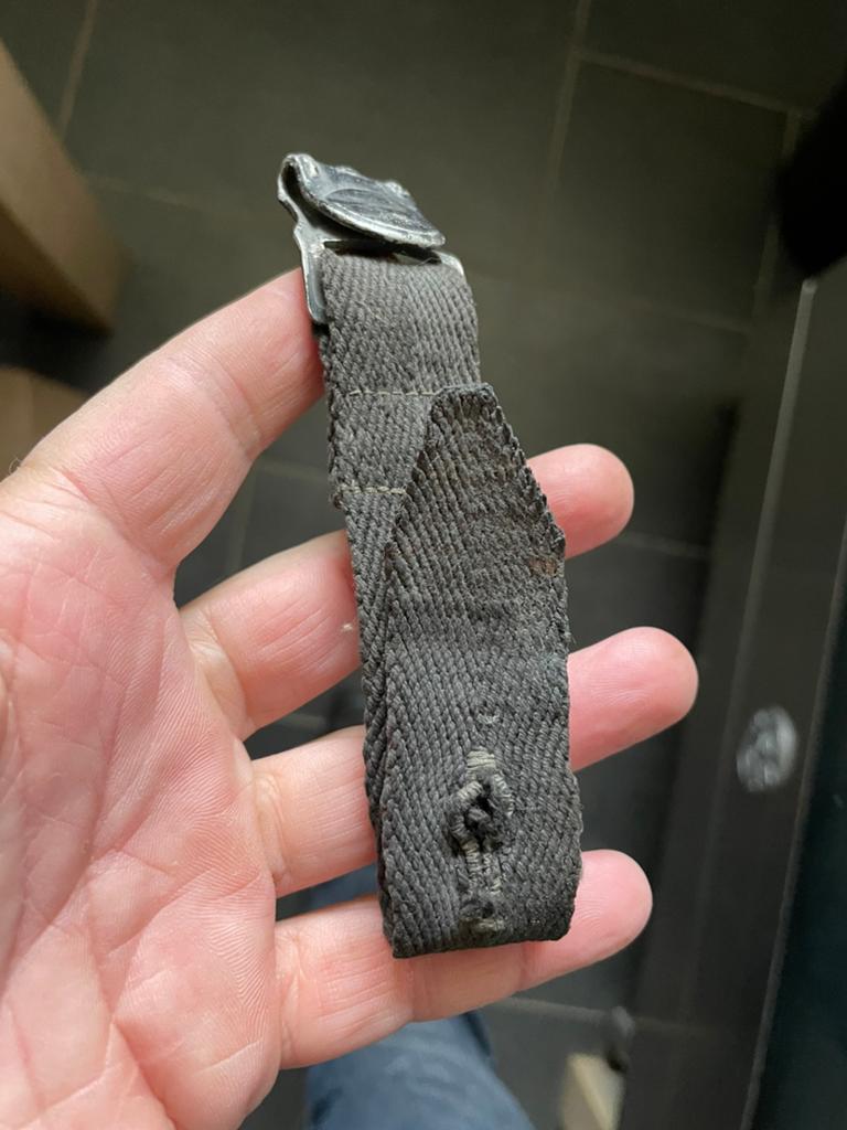 Gasmaskerbus korte draagriem luftschutz?, Verzamelen, Ophalen of Verzenden, Nederland