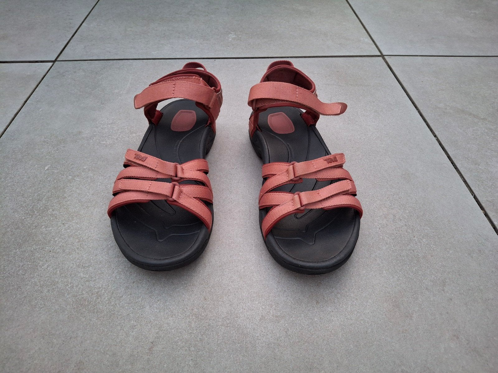 Teva Sandalen Maat 40, Kleding | Dames, Schoenen, Zo goed als nieuw, Teva, Rood, Sandalen of Muiltjes