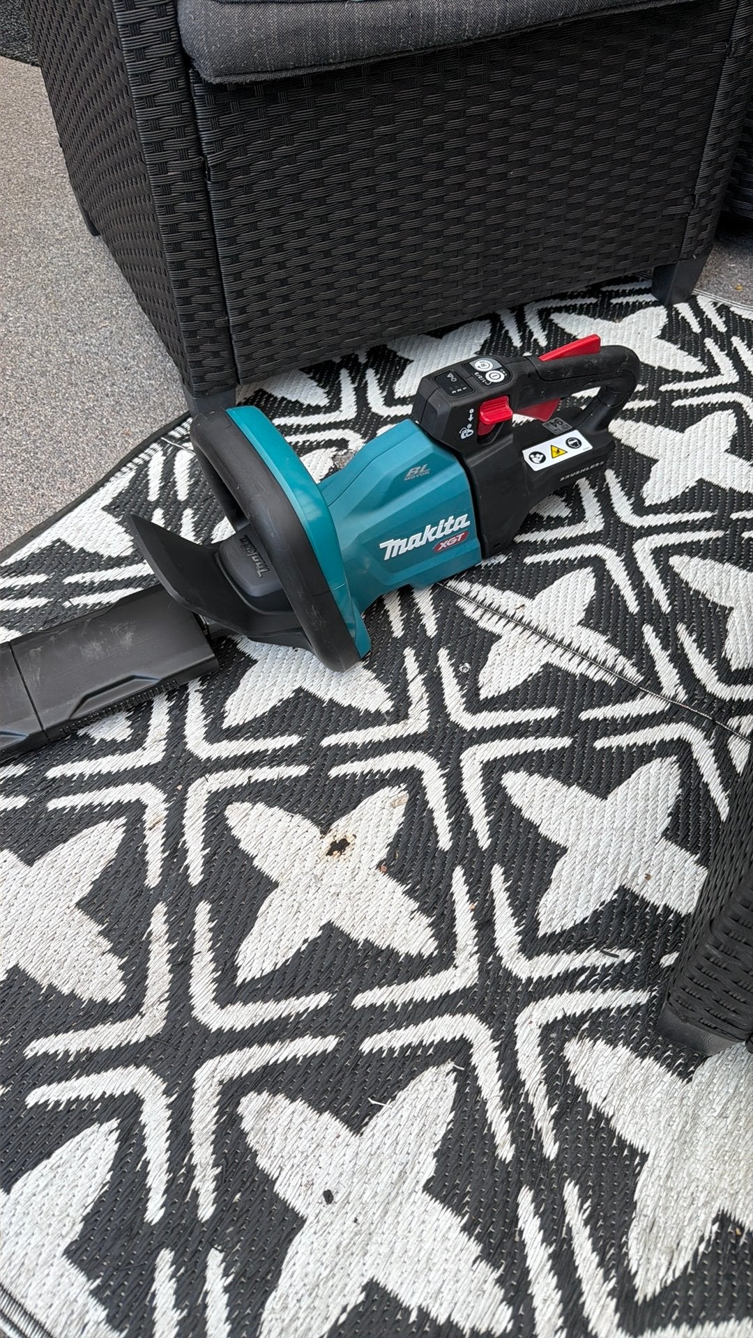 Makita UH007GZ XGT 40V Max Accu Heggenschaar 750mm, Ophalen of Verzenden, Zo goed als nieuw, Accu