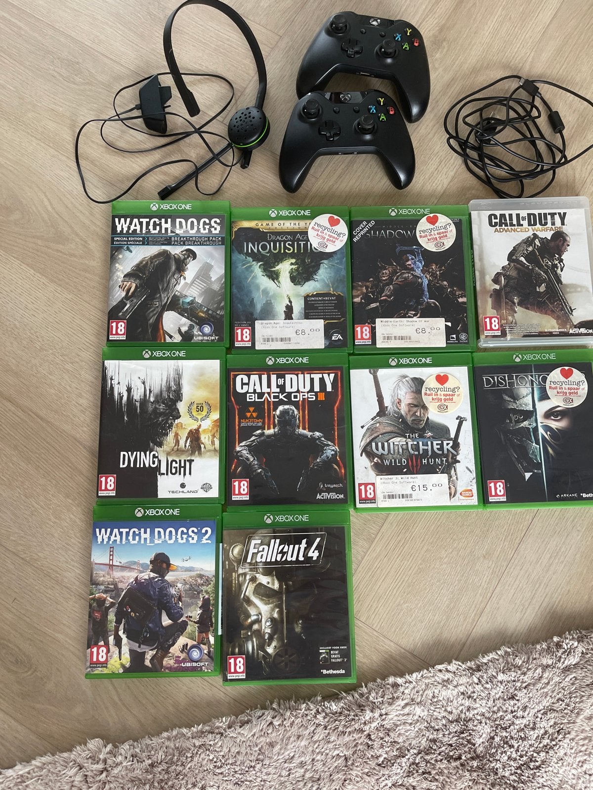 Xbox One Games en Accessoires Bundel, Ophalen, Online, Gebruikt, Vanaf 18 jaar