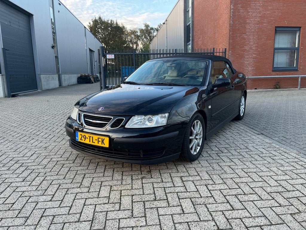 Saab 9-3 Cabrio 1.8t Vector, Auto's, Saab, Voorwielaandrijving, 1998 cc, Gebruikt, 4 cilinders
