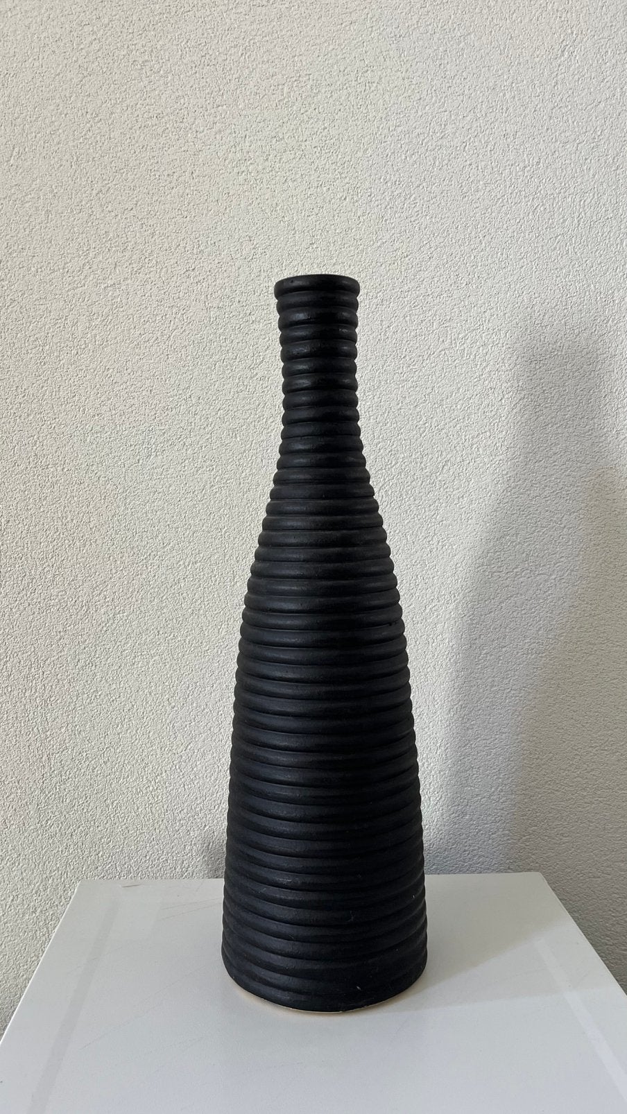 IKEA Havtorn Färm vloervaas, Ophalen, Zo goed als nieuw, Zwart