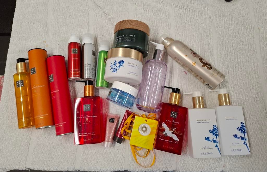 Rituals collectie - 18 LEGE verpakkingen, Sieraden, Tassen en Uiterlijk, Uiterlijk | Lichaamsverzorging, Ophalen of Verzenden