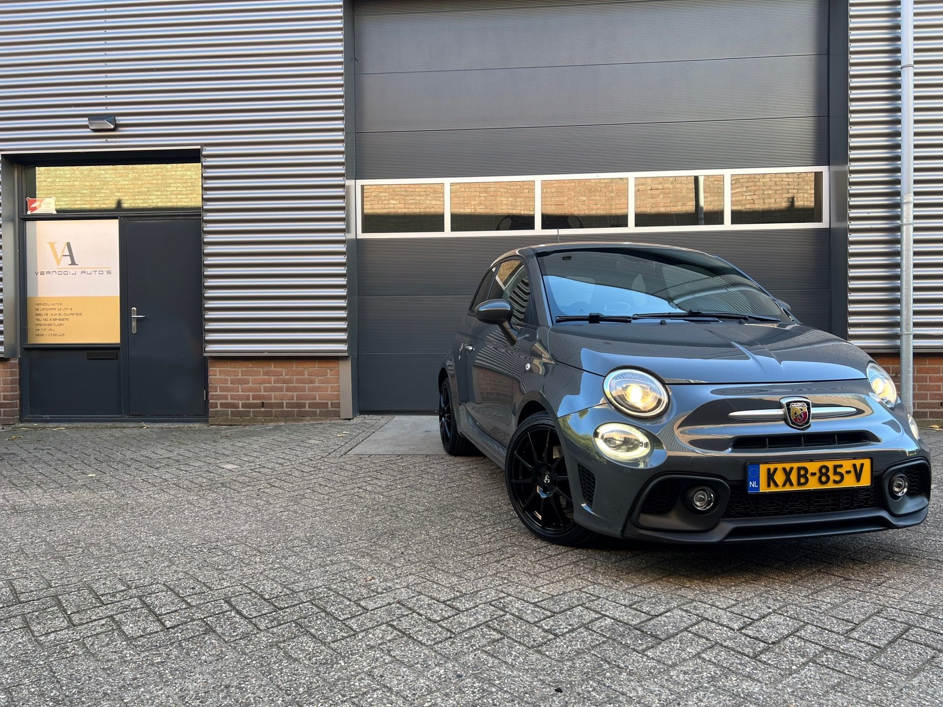Abarth 595 1.4 T-Jet Abarth 595 70th Anniversary Carplay, Auto's, Voorwielaandrijving, Stof, Gebruikt, 14 km/l