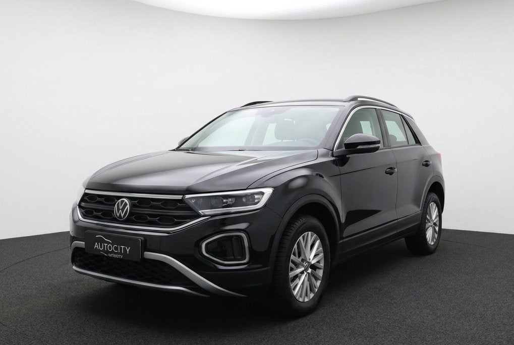 Volkswagen T-Roc 1.0 TSI Life Plus 110PK | Adaptive Cruise |, Auto's, Gebruikt, Euro 6, Automatische klimaatregeling, Zwart