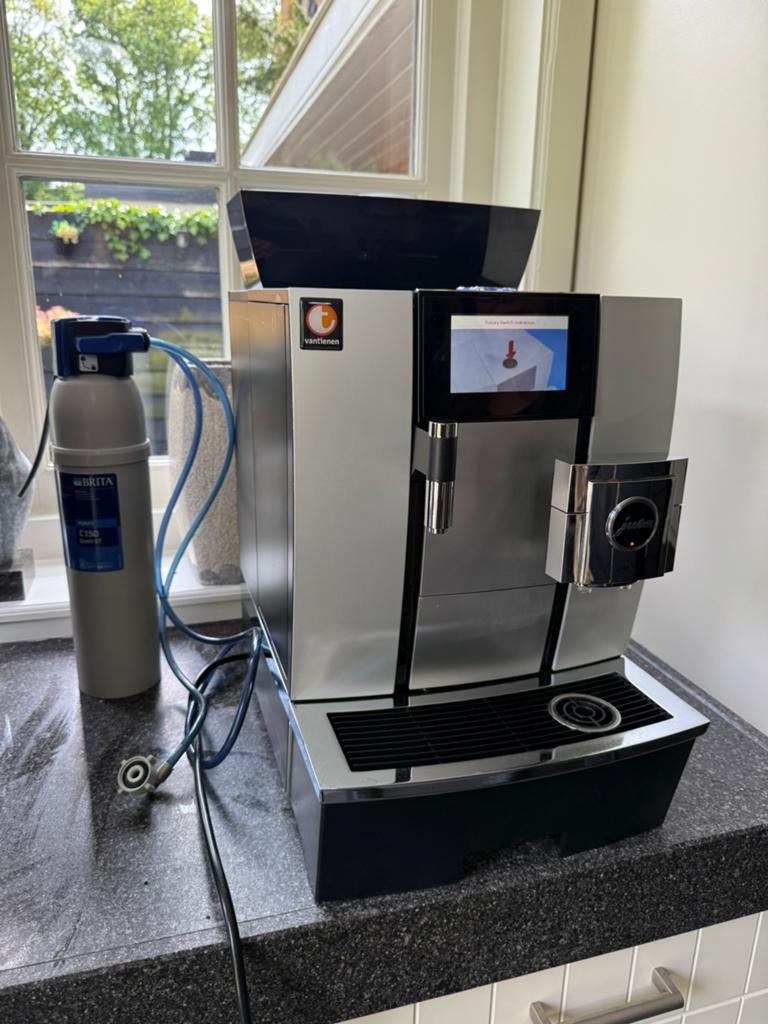 Jura Giga 3Xc koffiemachine, Witgoed en Apparatuur, Koffiezetapparaten, Ophalen, Gebruikt, 10 kopjes of meer, Koffiemachine