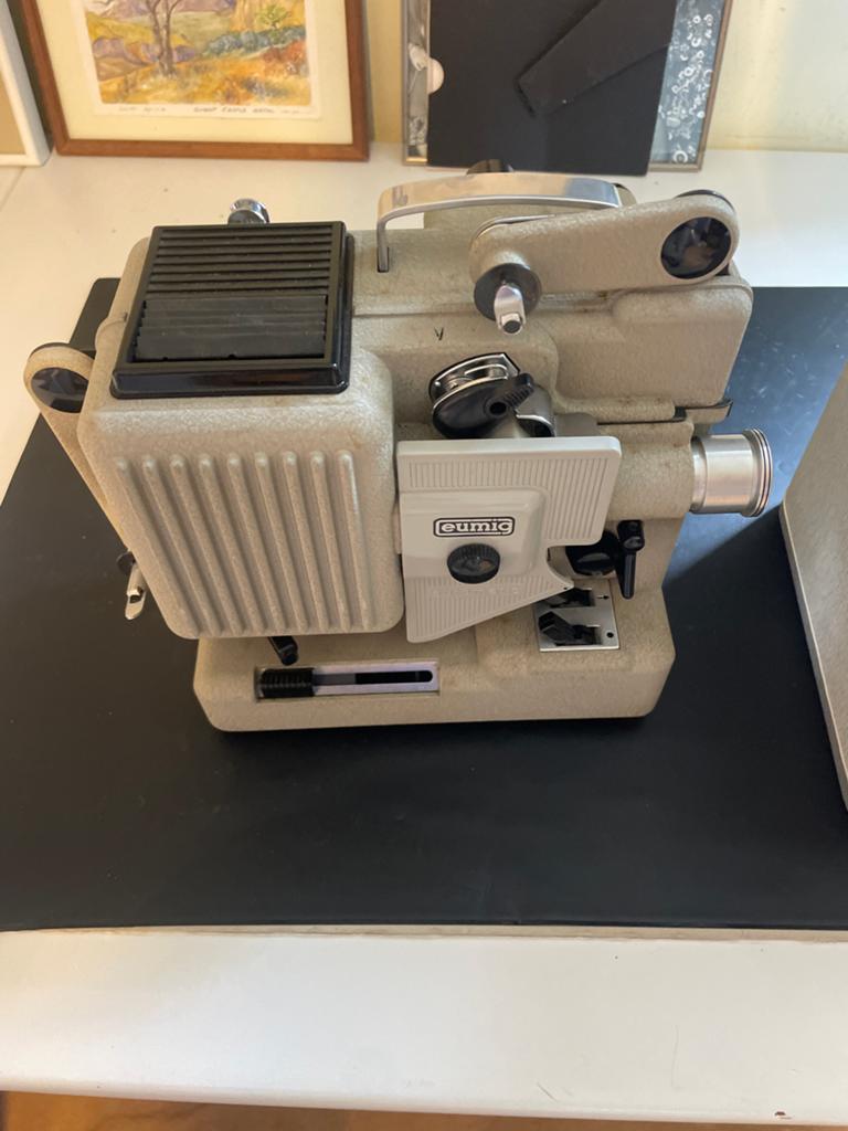 Eumig P8 Phonmatic 8mm Filmprojector, Audio, Tv en Foto, Filmrollen, Ophalen of Verzenden, 8mm film