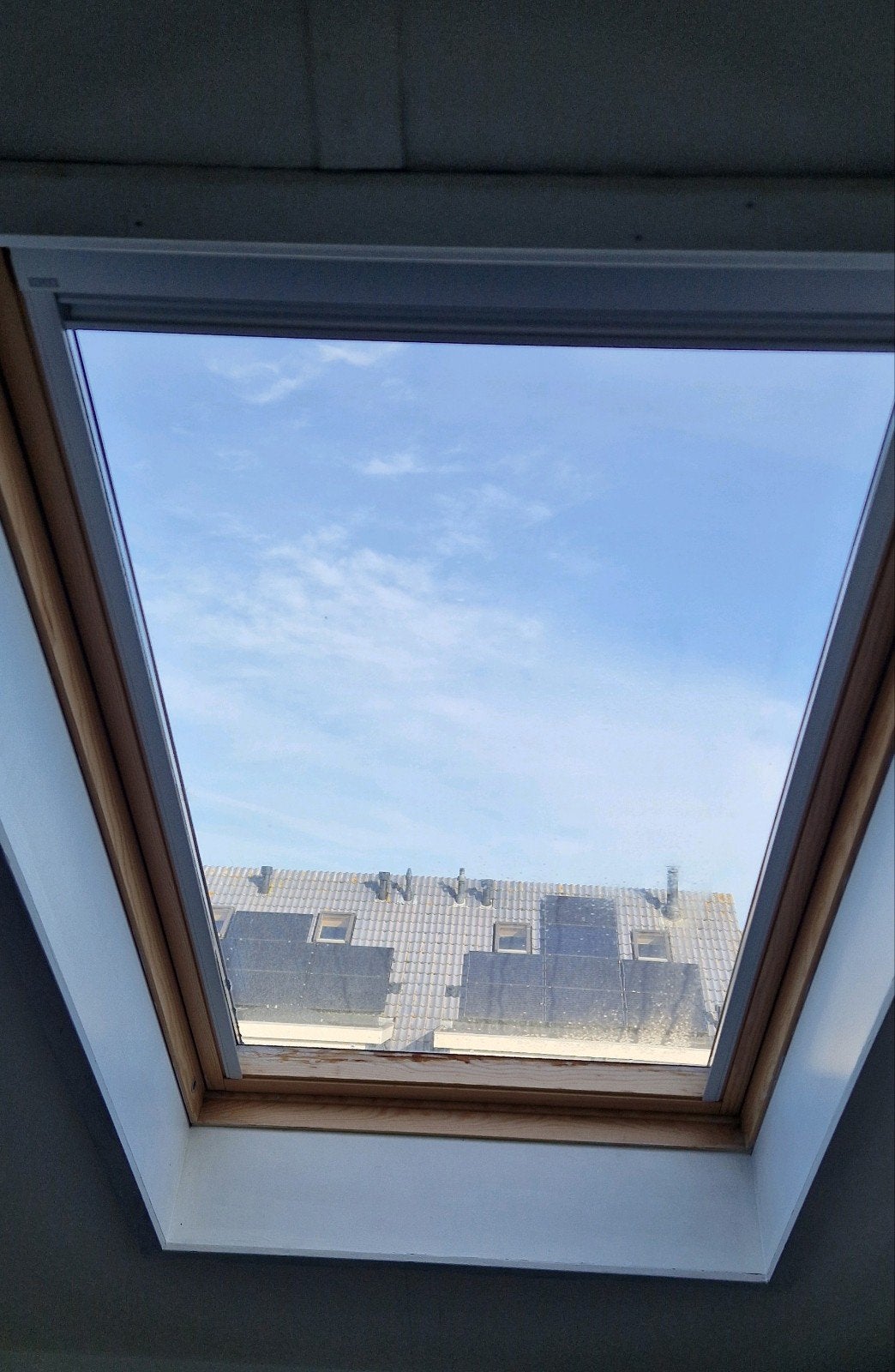 Velux dakraam GGL 411 3059 met verduisterend rolgordijn, Ophalen, Gebruikt, Dakraam