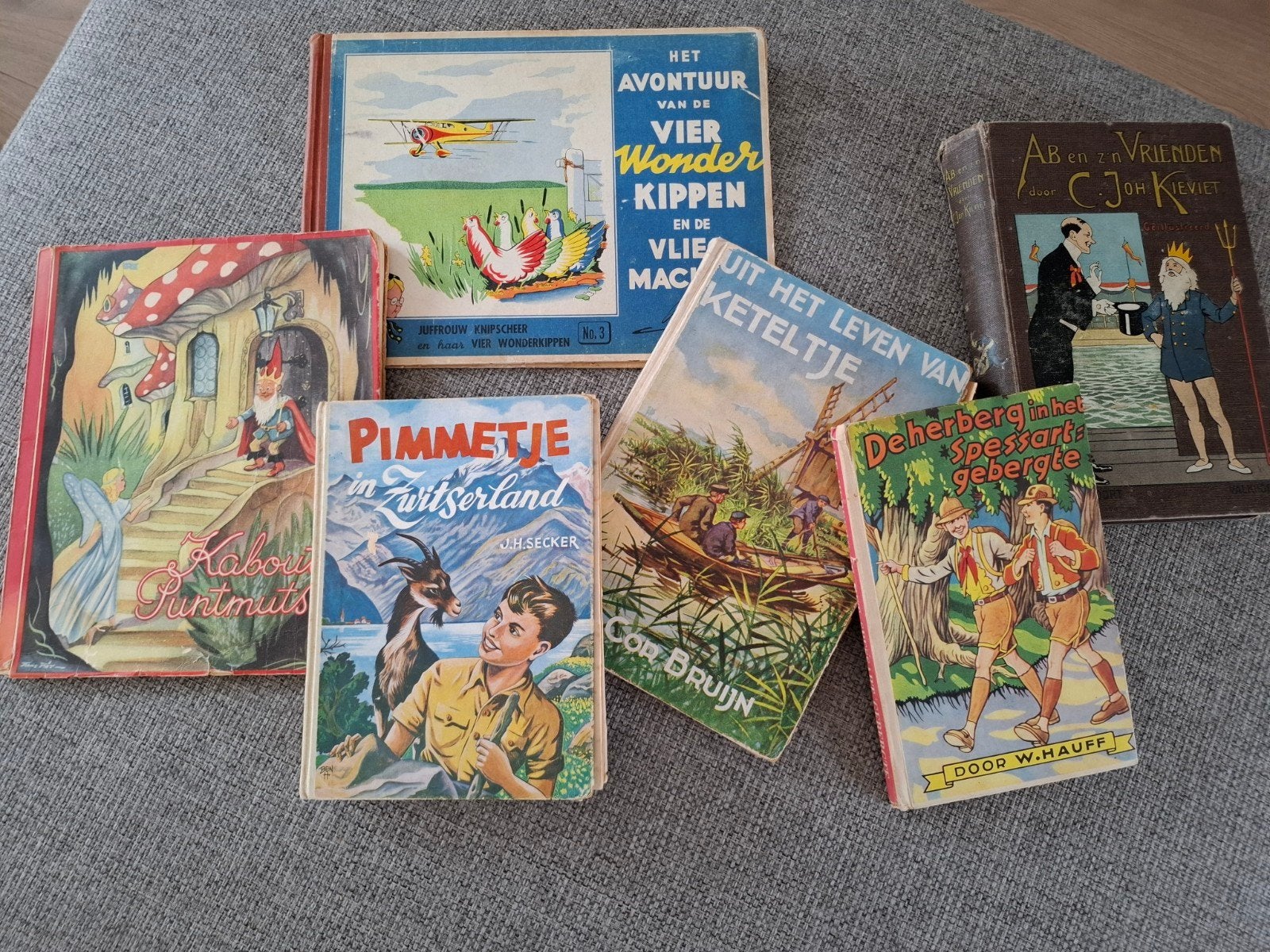 7 kinderboeken, Ophalen of Verzenden, Gelezen