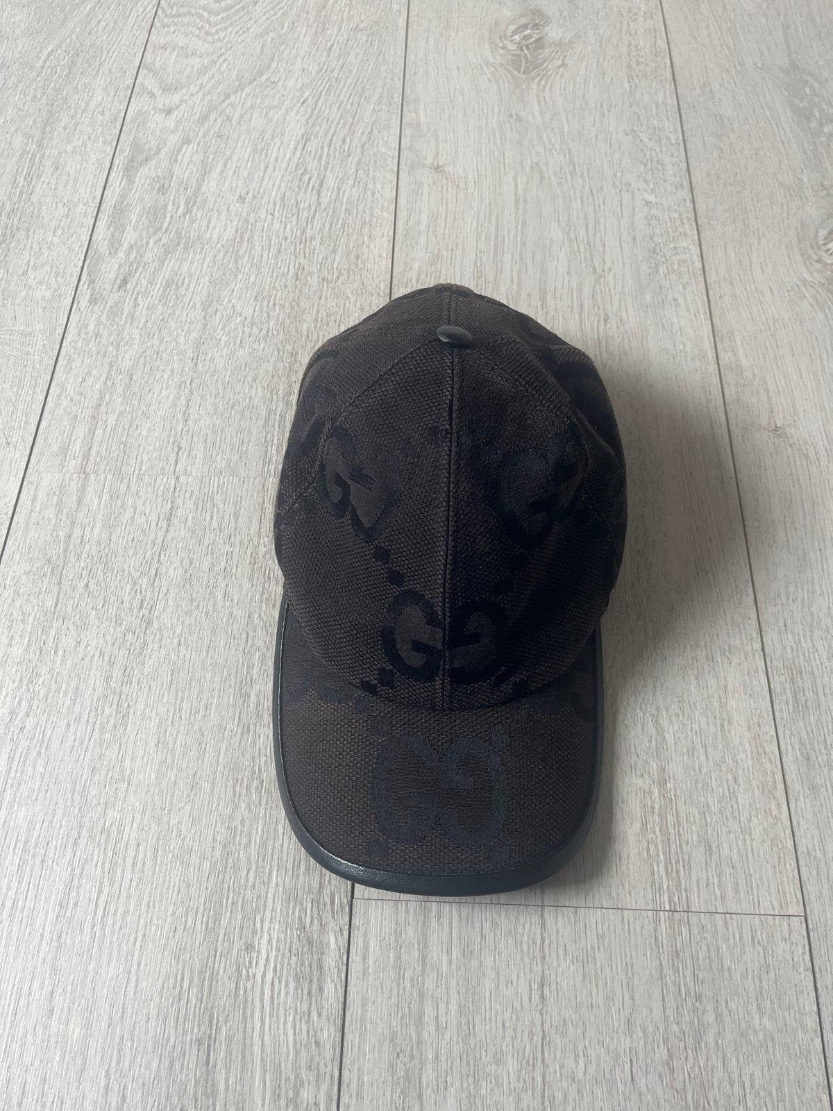 Originele Gucci pet - licht verkleurd, Ophalen of Verzenden, Gedragen, 60 cm (XL, 7½ inch) of meer, Pet
