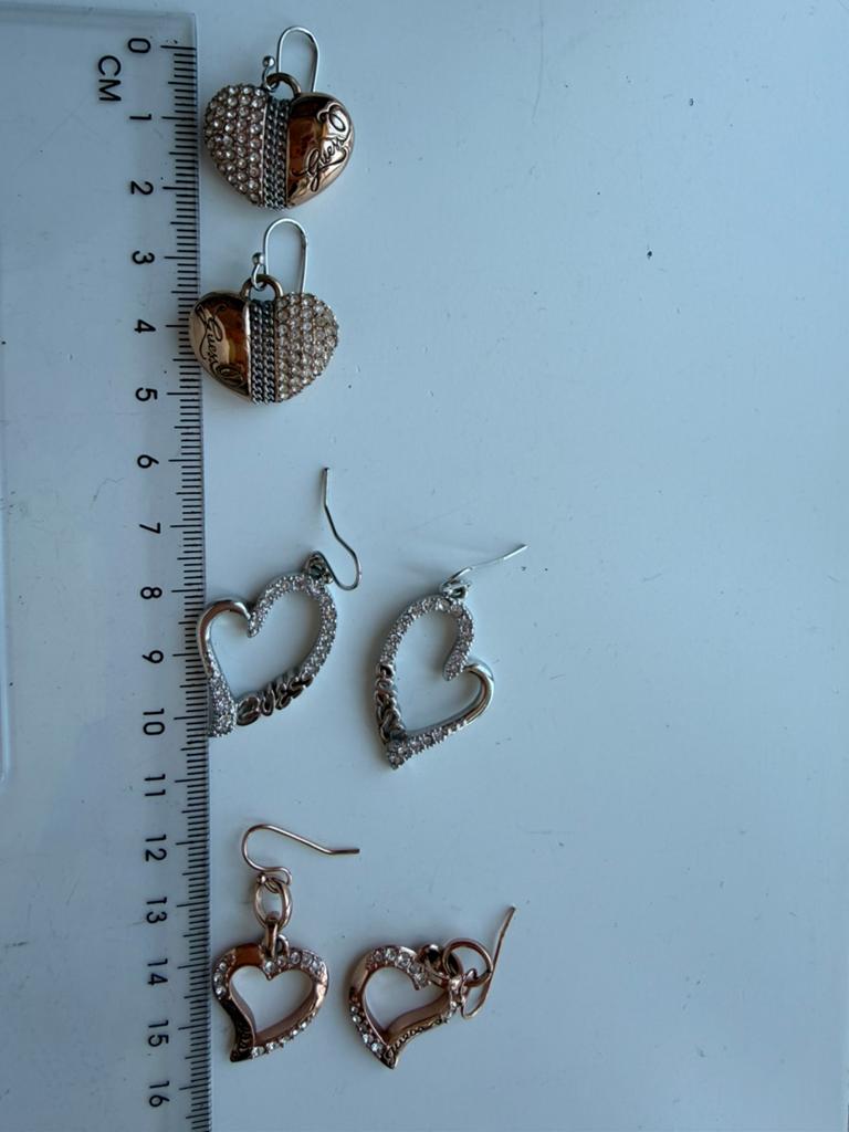Guess 3 paar oorbellen, Verzenden, Zo goed als nieuw, Zilver, Overige materialen