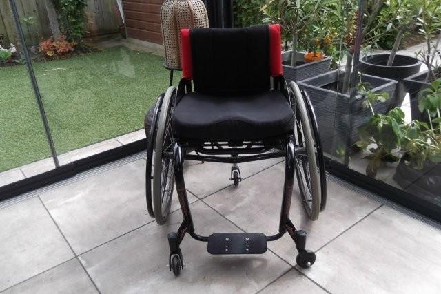 Sportrolstoel / Dansrolstoel Activator, Diversen, Rolstoelen, Ophalen, Gebruikt, Handbewogen rolstoel