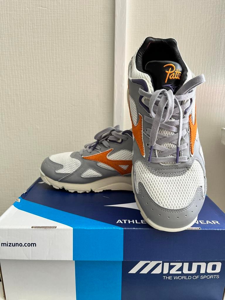 Mizuno Sky Medal x Patta Mt EU 40|US 7|UK 6|CM 25, Kleding | Heren, Schoenen, Overige kleuren, Ophalen of Verzenden, Sneakers of Gympen
