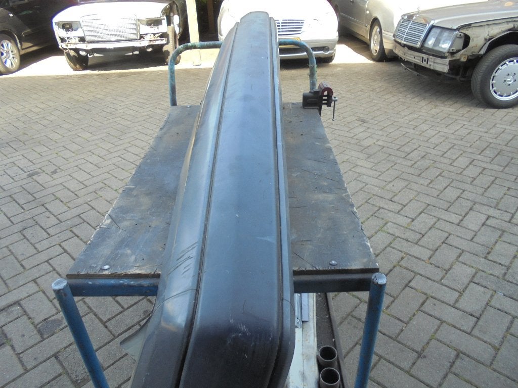 Bumper achter w124 type 1 sedan, Gebruikt, Mercedes-Benz, Ophalen of Verzenden, Achter