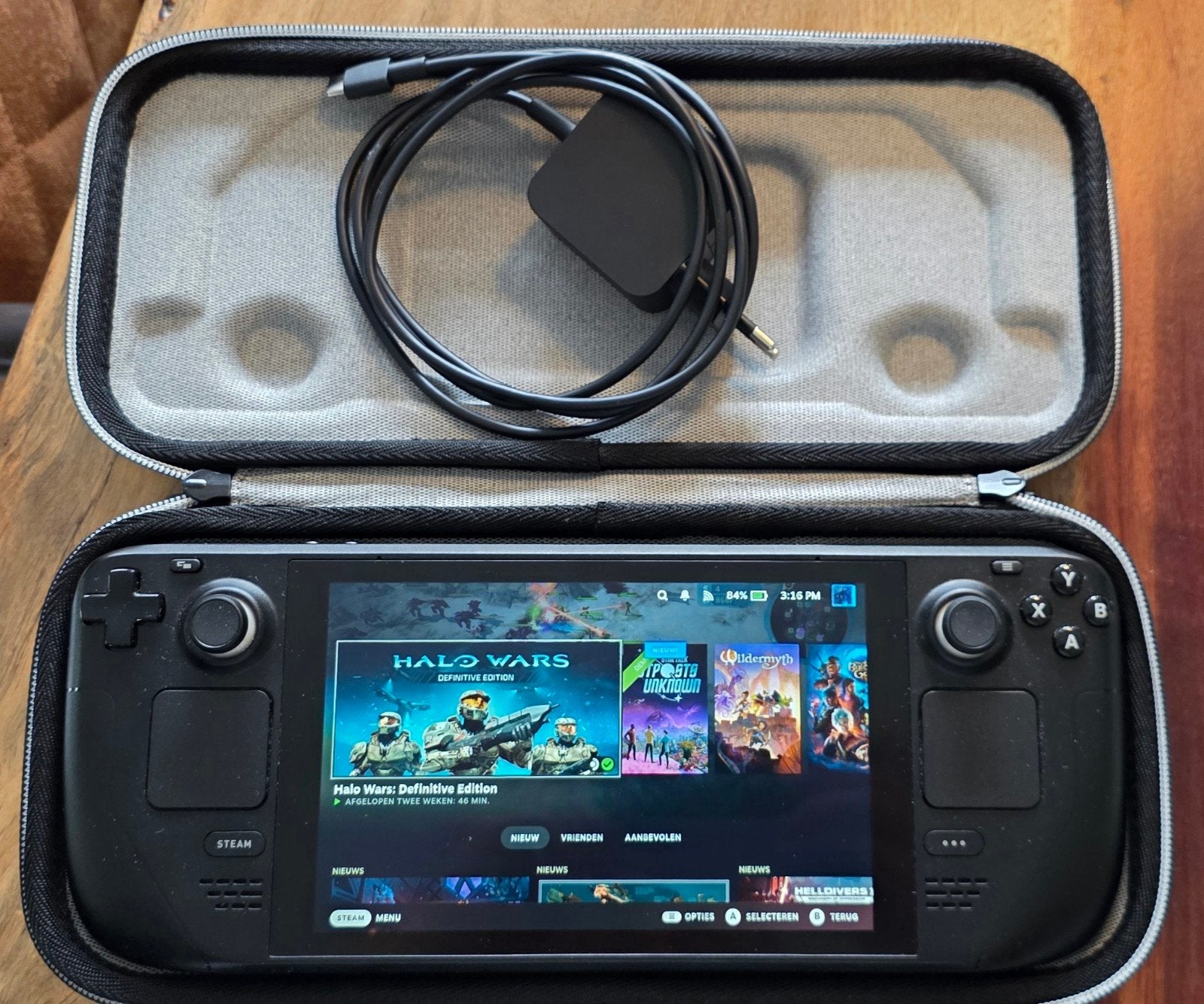 STEAMDECK 512GB LCD, Spelcomputers en Games, Ophalen of Verzenden, Zo goed als nieuw