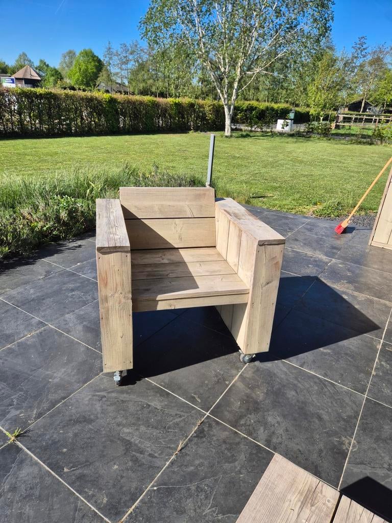 Mooie zithoek met buitenkeuken en stoel van steigerhout, Tuin en Terras, Ophalen of Verzenden, Steigerhout, Stoel