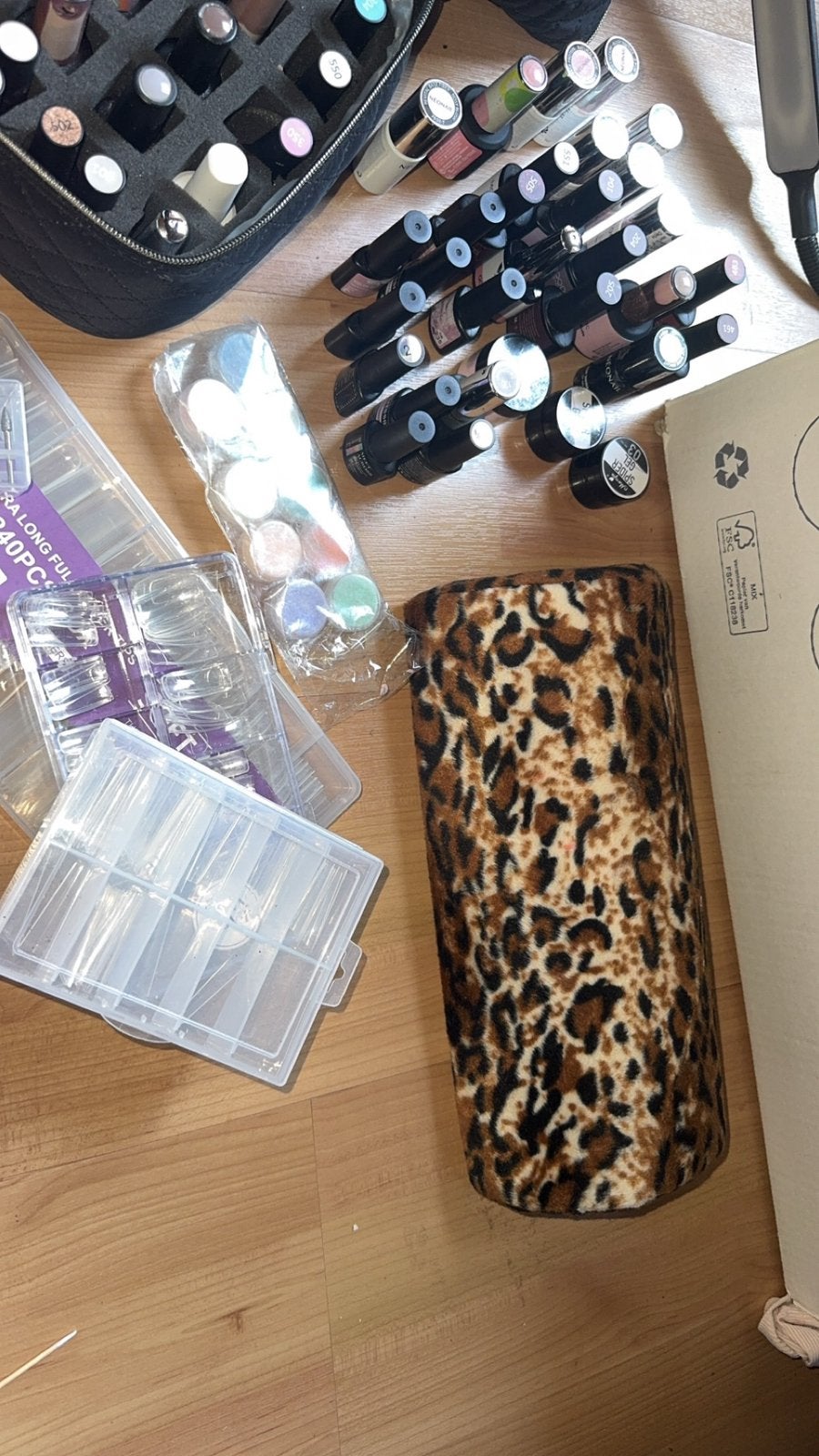 Nagel spullen, Ophalen of Verzenden, Zo goed als nieuw, Overige kleuren, Handen en Nagels