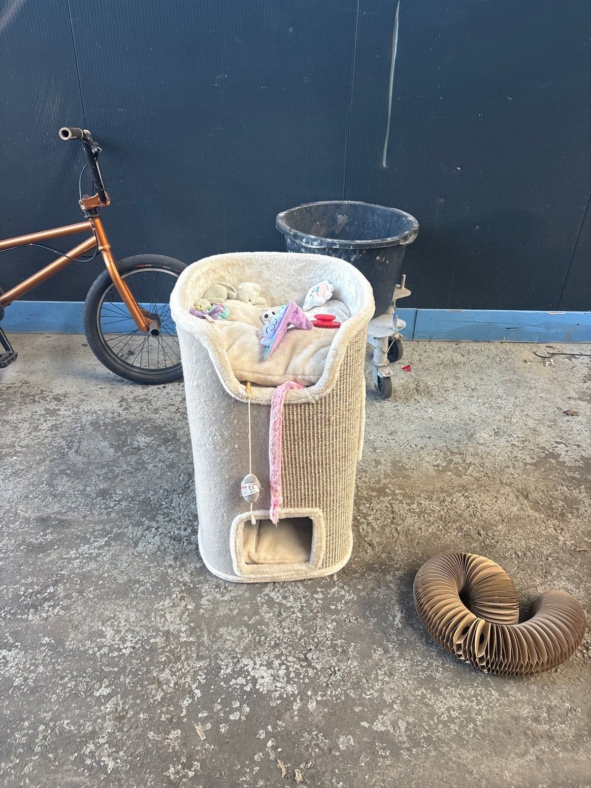 Luxe krabpaal, Dieren en Toebehoren, Ophalen, Zo goed als nieuw, Krabpaal