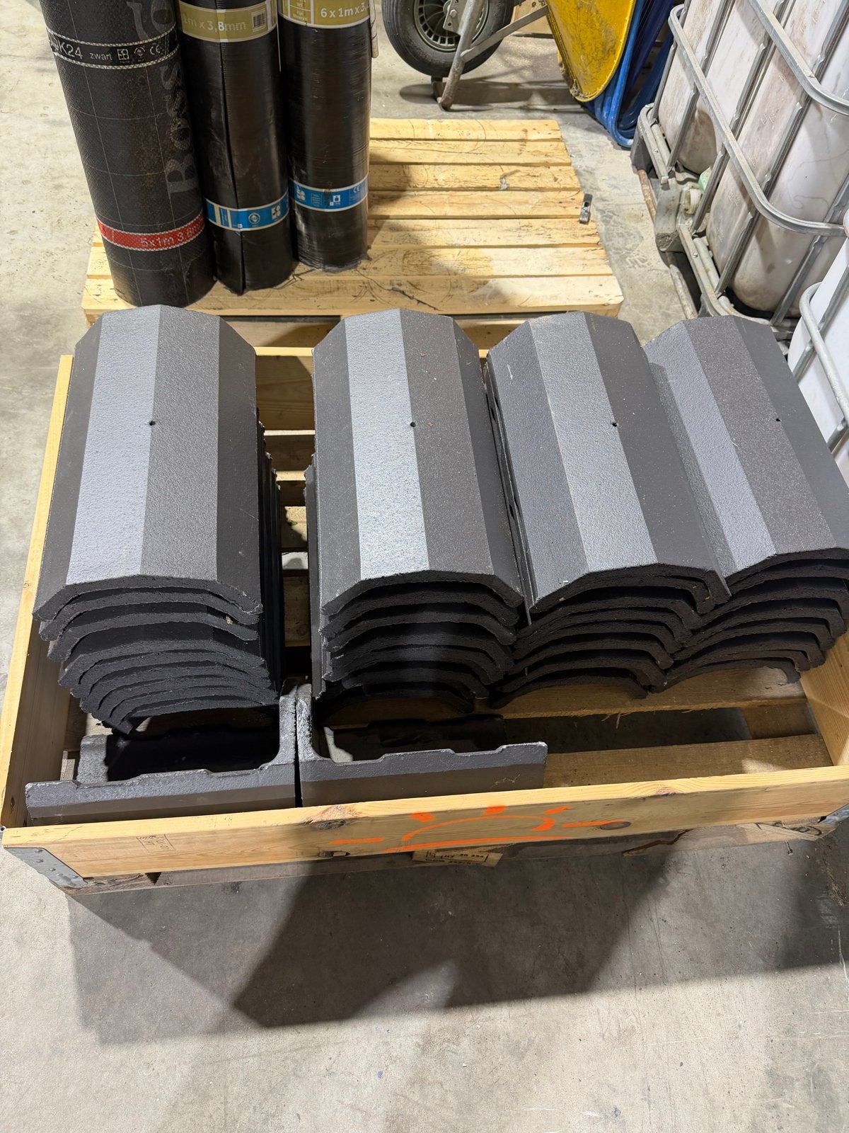 Nokvorsten zwart beton - 35 stuks met begin- en eindvorst, Ophalen, Gebruikt, Steen of Klei, Zwart