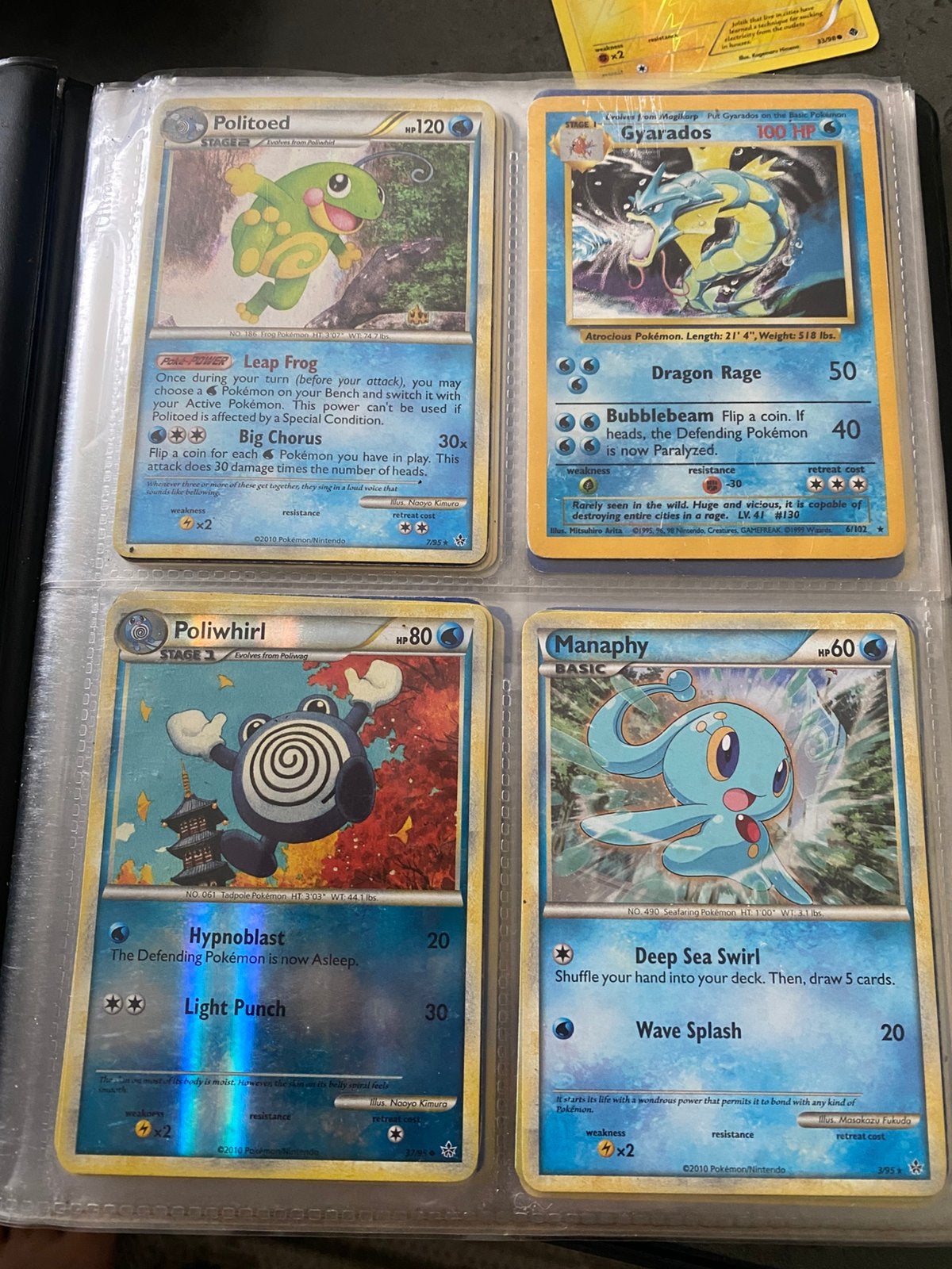 Pokemon kaarten map vol, Hobby en Vrije tijd, Verzamelkaartspellen | Pokémon, Ophalen of Verzenden, Zo goed als nieuw, Meerdere kaarten