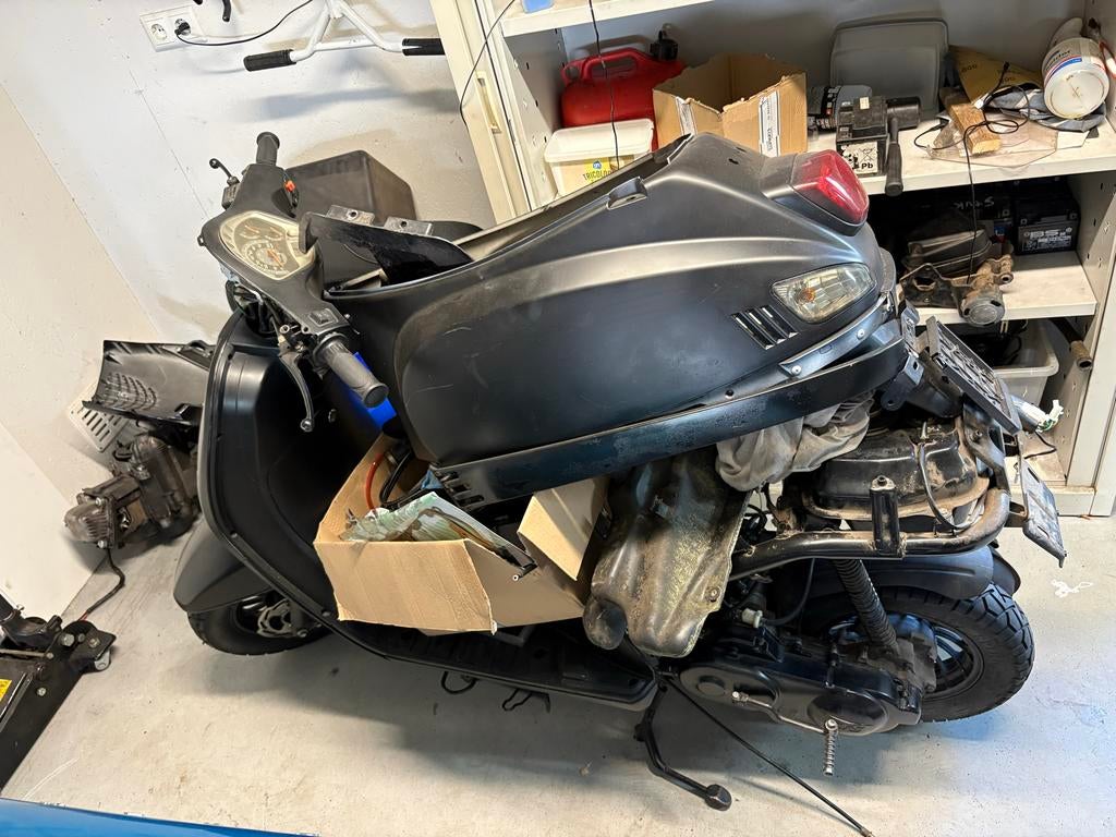 Gts Toscana in onderdelen, Ophalen, Gebruikt