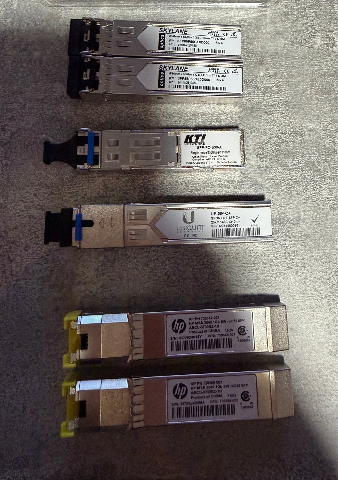 Diverse SFP Modules: HP, Ubiquiti, Skylane, KTI, Zyxel, Computers en Software, Netwerk switches, Ophalen of Verzenden, Zo goed als nieuw