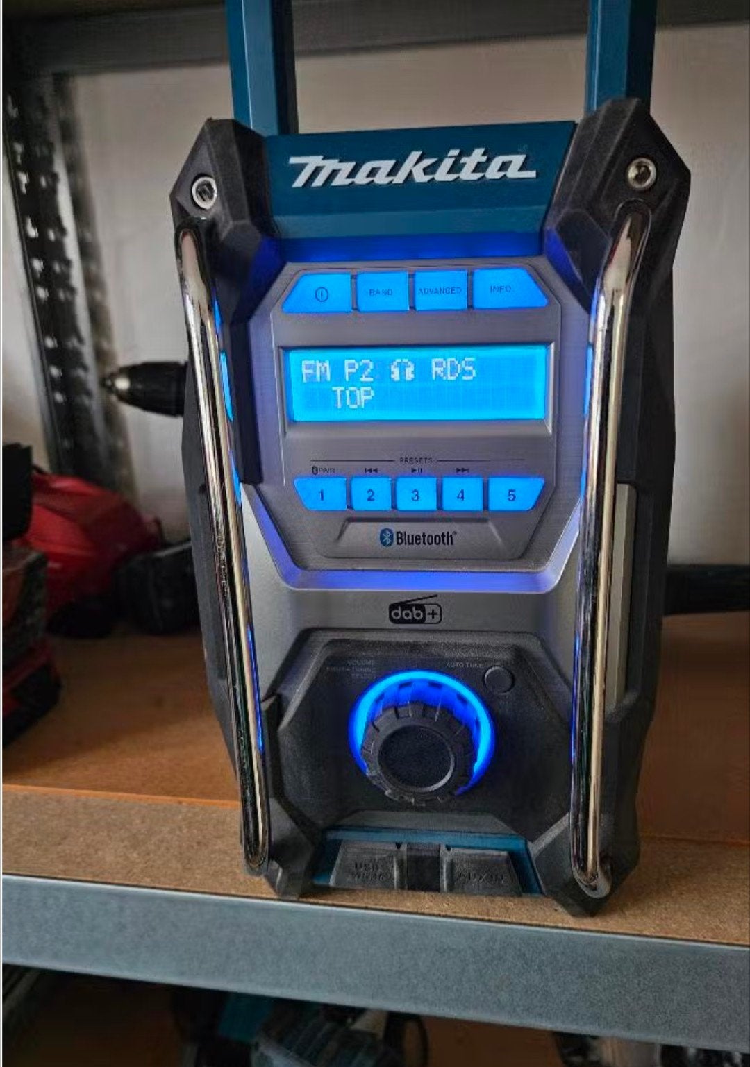 Makita MR004G Bouwradio met Bluetooth en DAB+, Ophalen of Verzenden