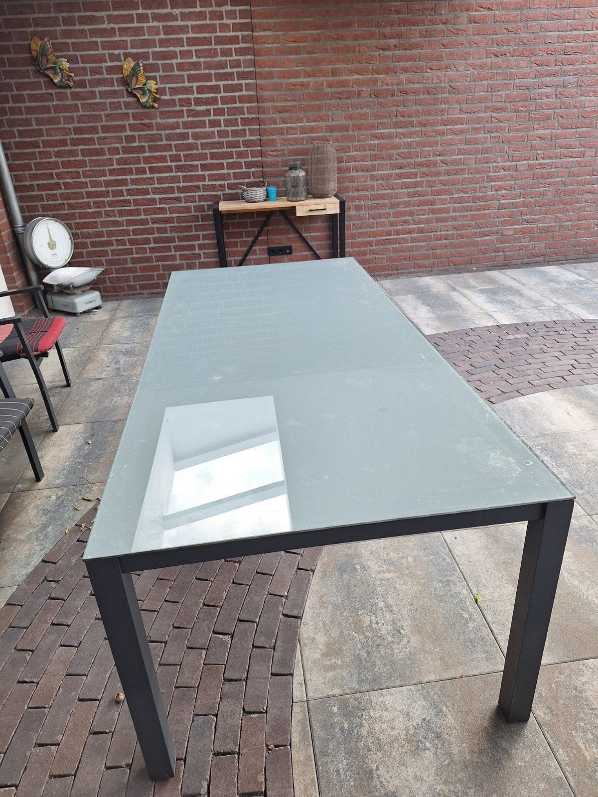 Grote tuintafel met glazen blad en metalen onderstel, Ophalen, Gebruikt, Rechthoekig, Metaal