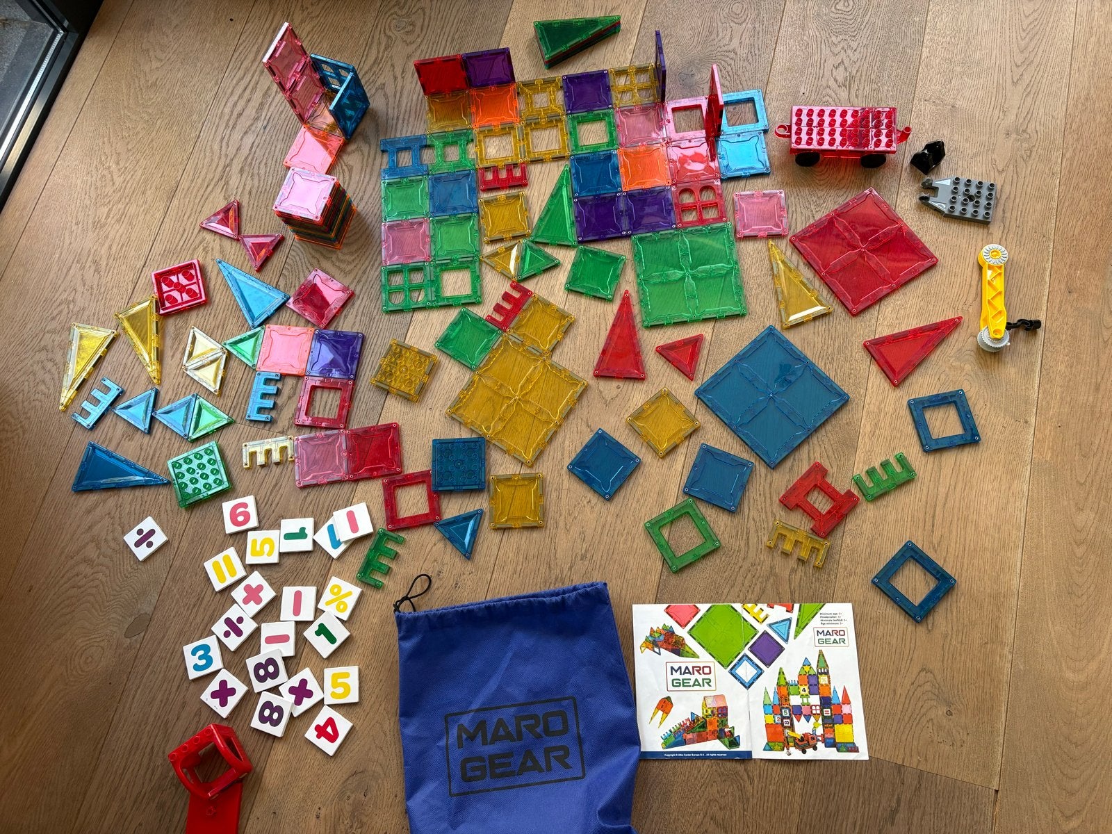 Maro Gear Magnetisch Bouwspeelgoed - Magna Tiles Stijl, Ophalen of Verzenden, Zo goed als nieuw, Overige merken