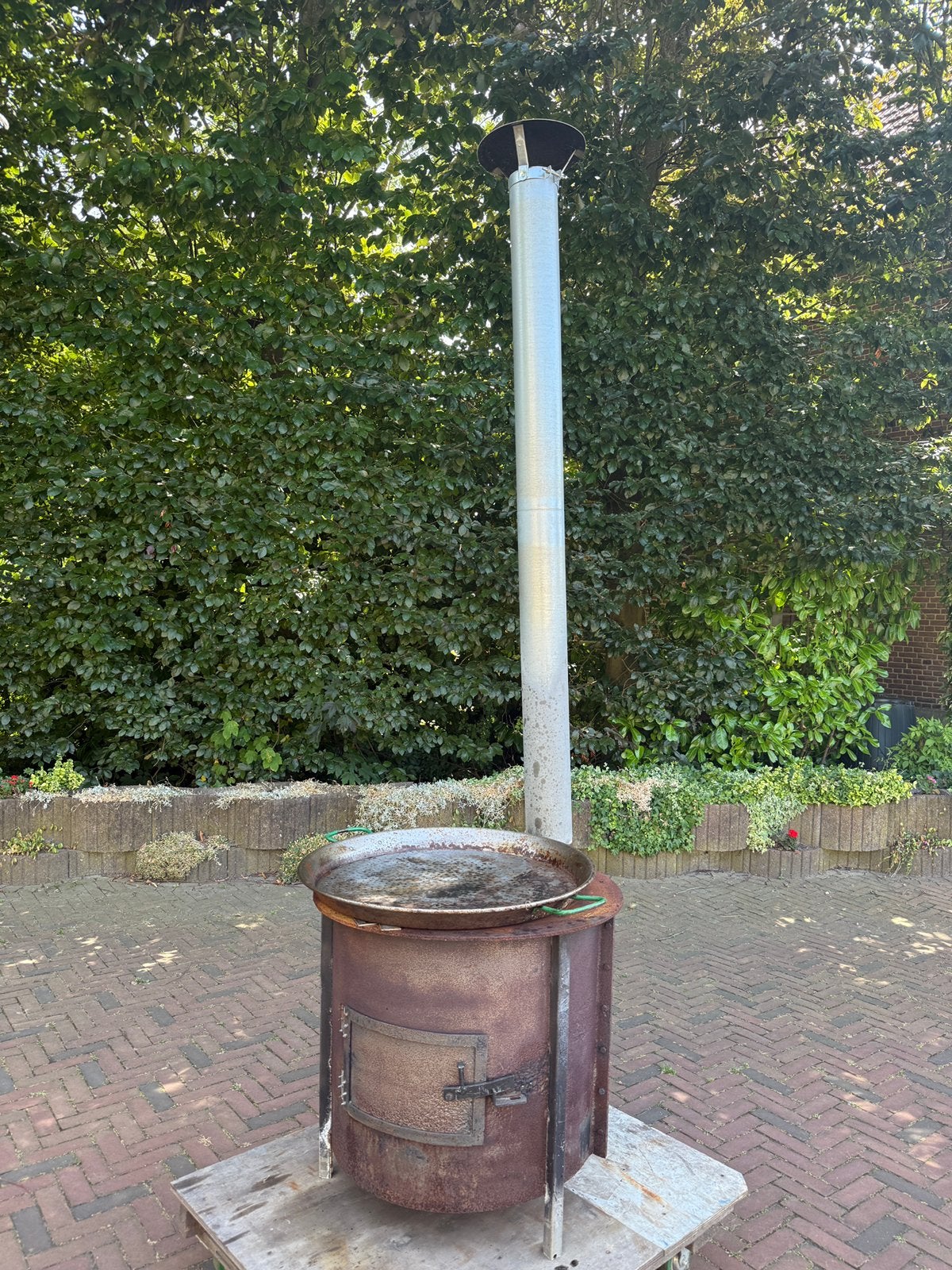 Unieke robuuste vuurton met paella pan. Barbecue, Ophalen, Gebruikt, Vuurton
