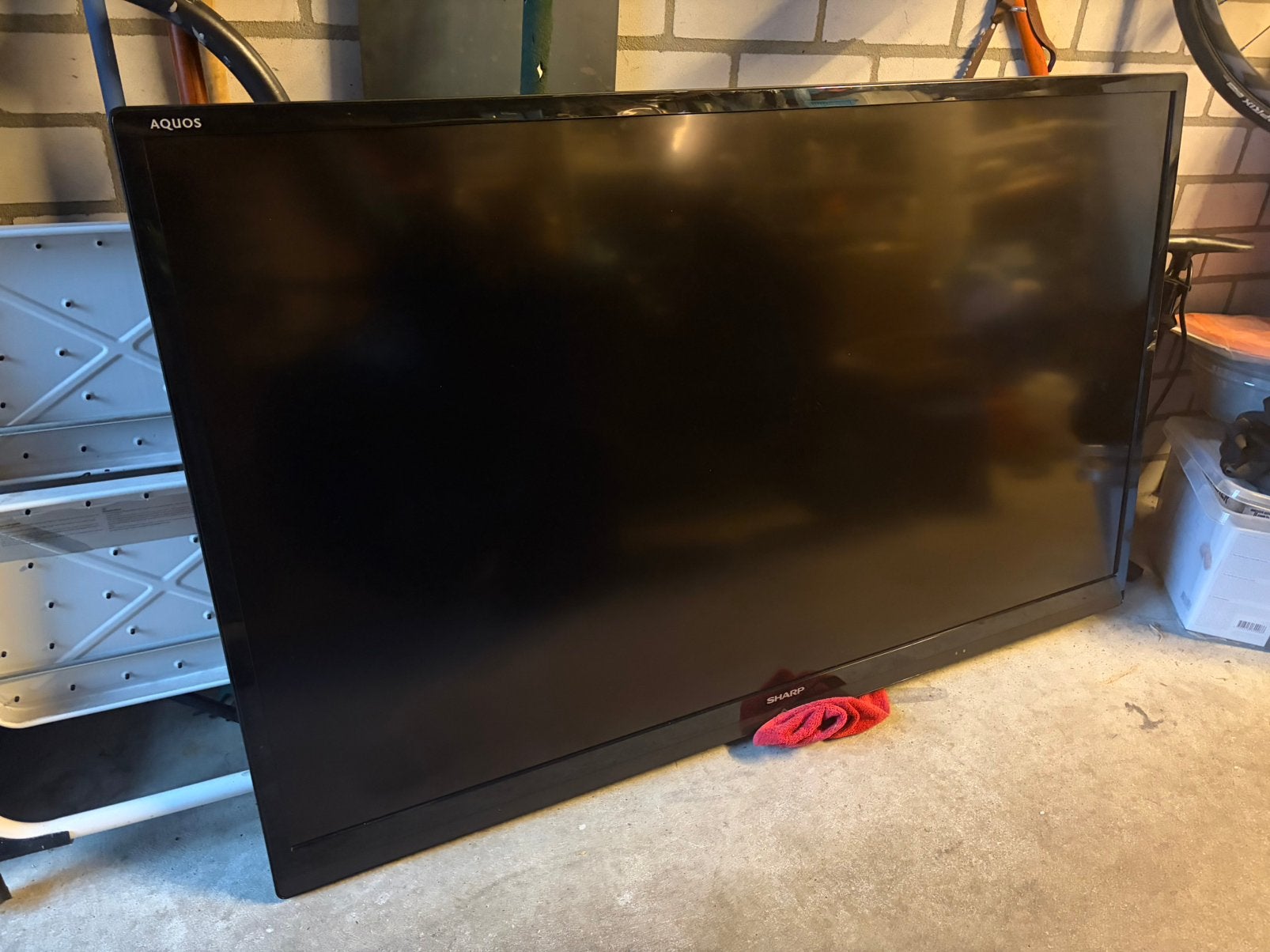 60 inch led tv SHARP - mat - prima st - €210,-!, Overige merken, Gebruikt, 50 Hz, Ophalen of Verzenden