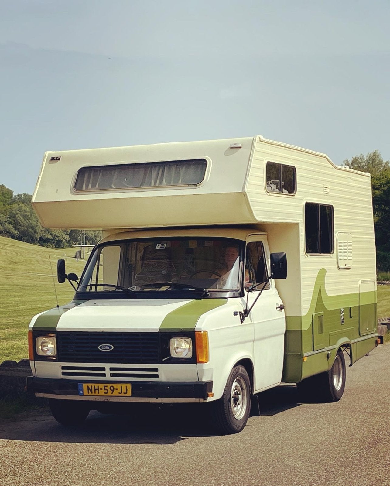 Unieke Ford Transit camper oldtimer,, Caravans en Kamperen, Campers, Particulier, tot en met 4, Alkoof, Ford, Ford, 5 tot 6 meter